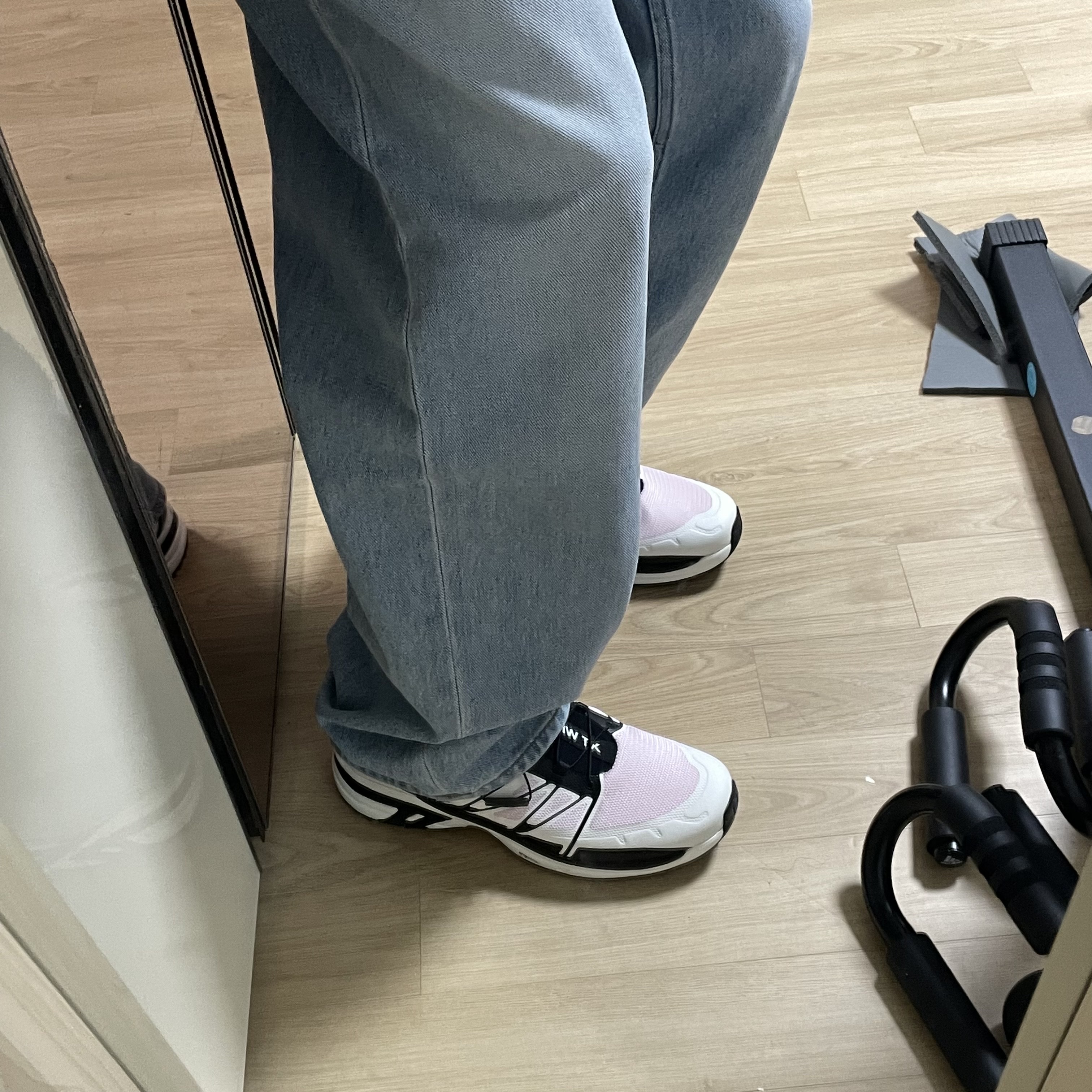Salomon XT-Wings 2 Cradle Pink 착용 스타일 - 1