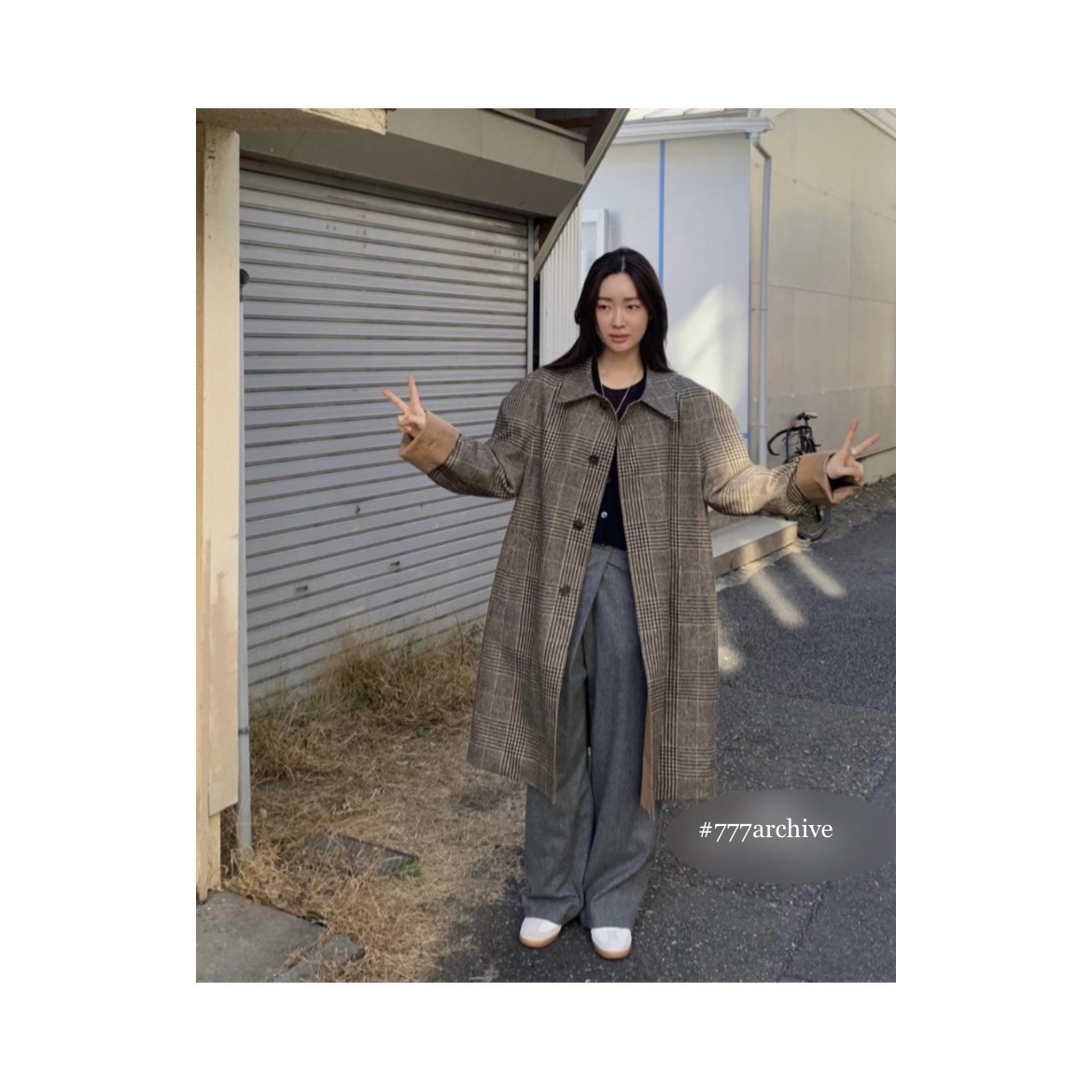 Adidas x Pharrell Williams Humanrace Samba Cloud White Night Grey 착용 스타일 - 4