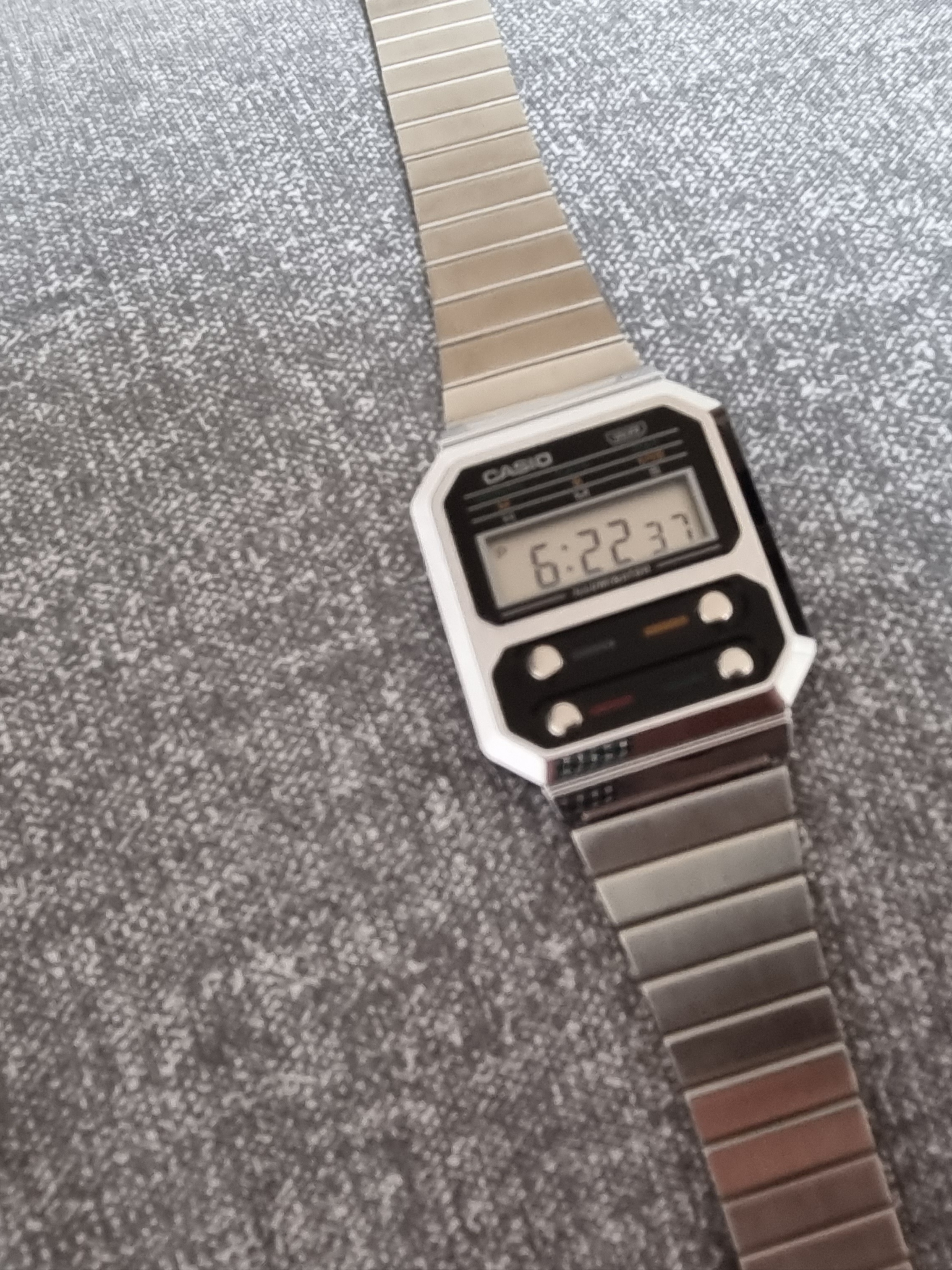 Casio A-100WE-1A 착용 스타일 - 2