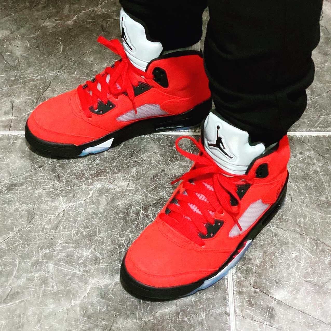 Jordan 5 Retro Toro Bravo 착용 스타일