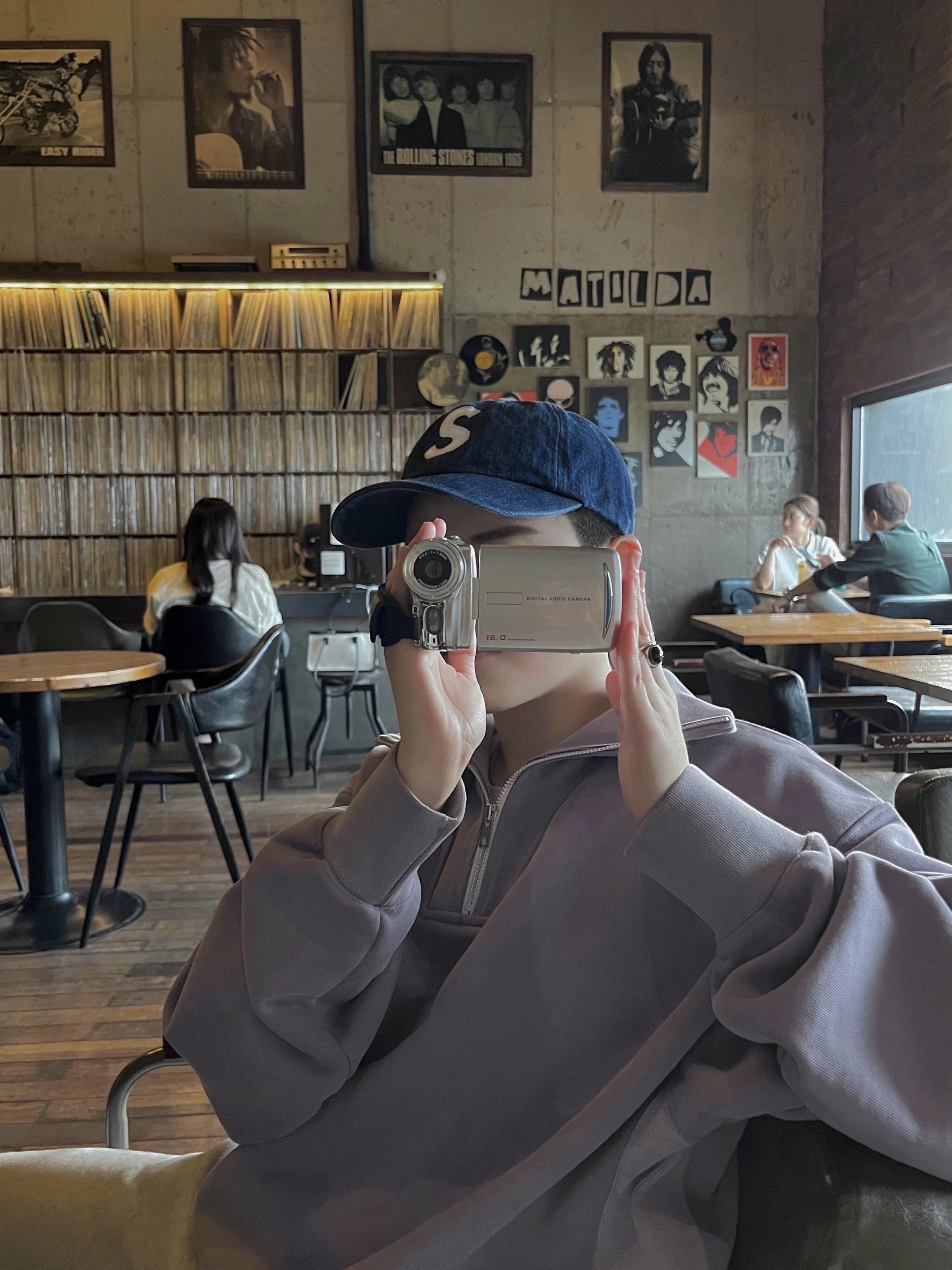 Supreme Kevlar Denim S Logo 6-Panel Indigo - 22SS 착용 스타일