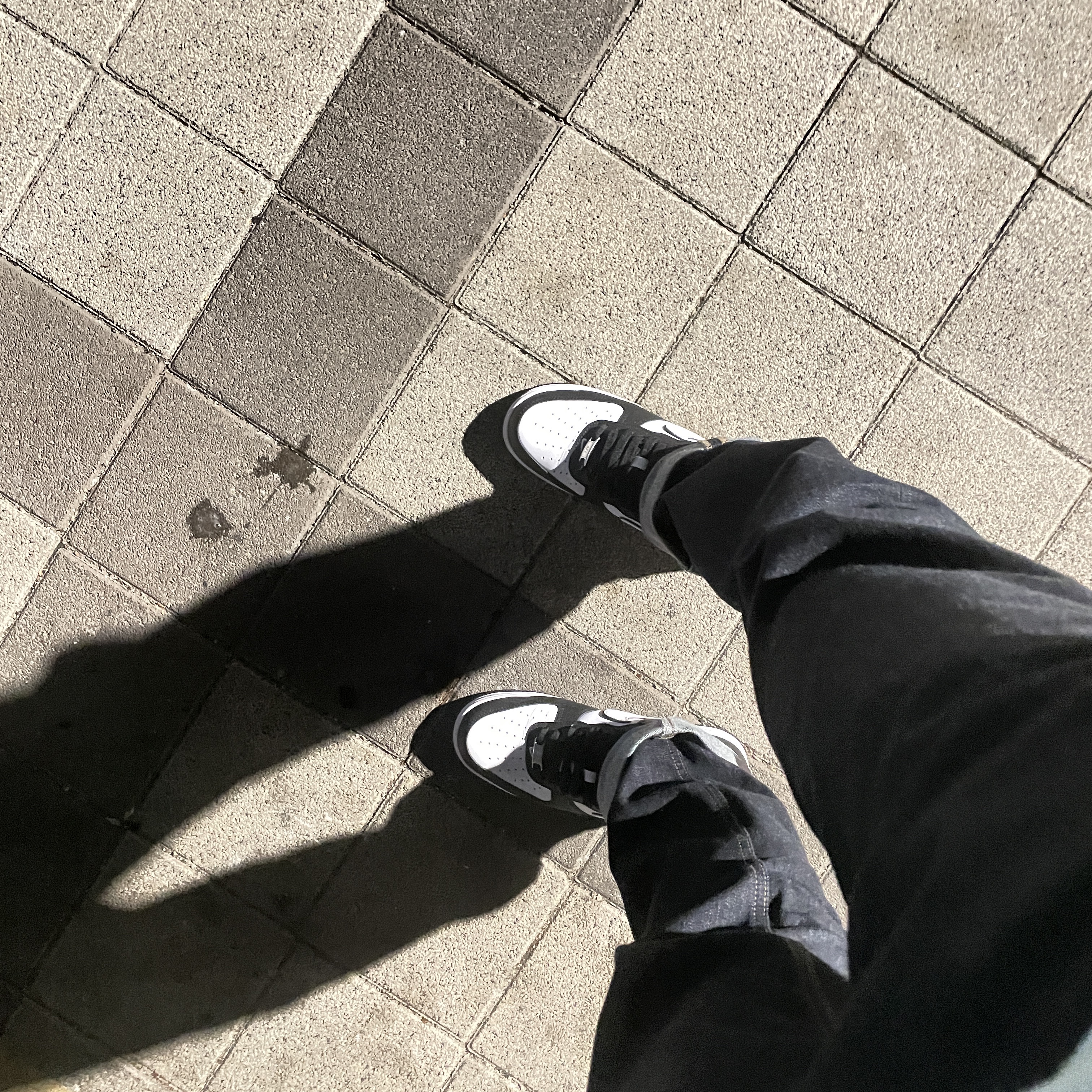 Nike Air Force 1 '07 Black White 착용 스타일