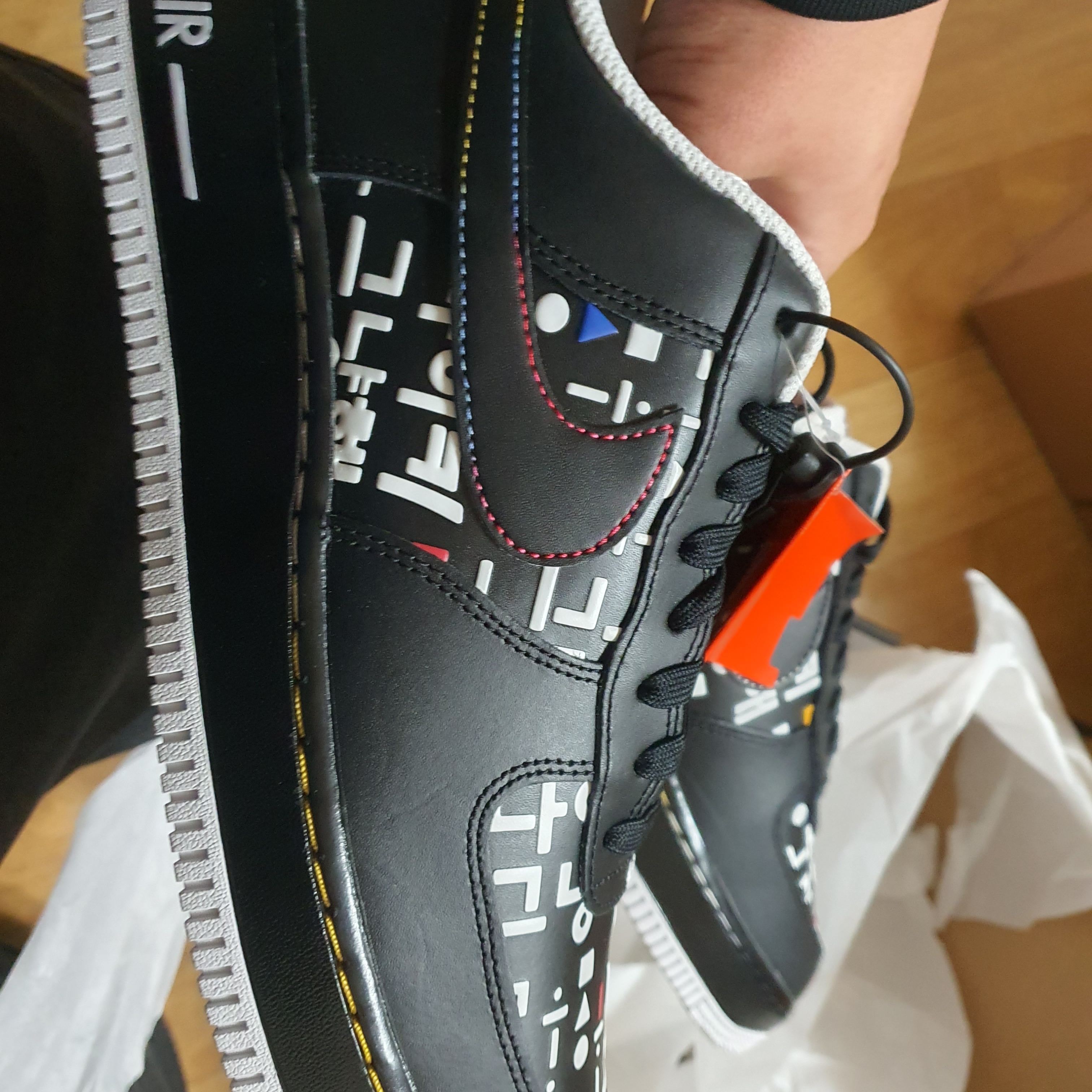 Nike Air Force 1 '07 LV8 Hangul Day 착용 스타일