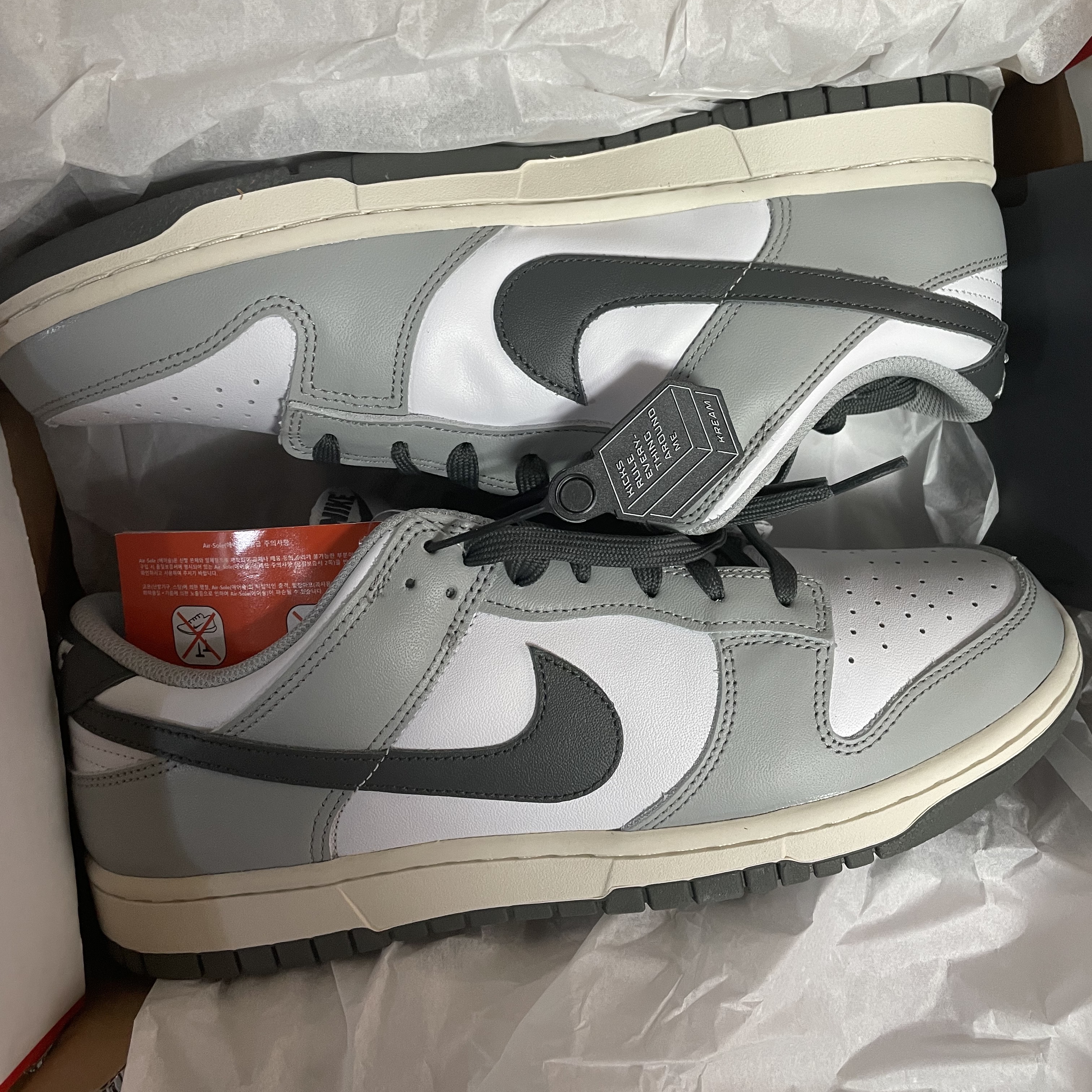 (W) Nike Dunk Low Light Smoke Grey 착용 스타일