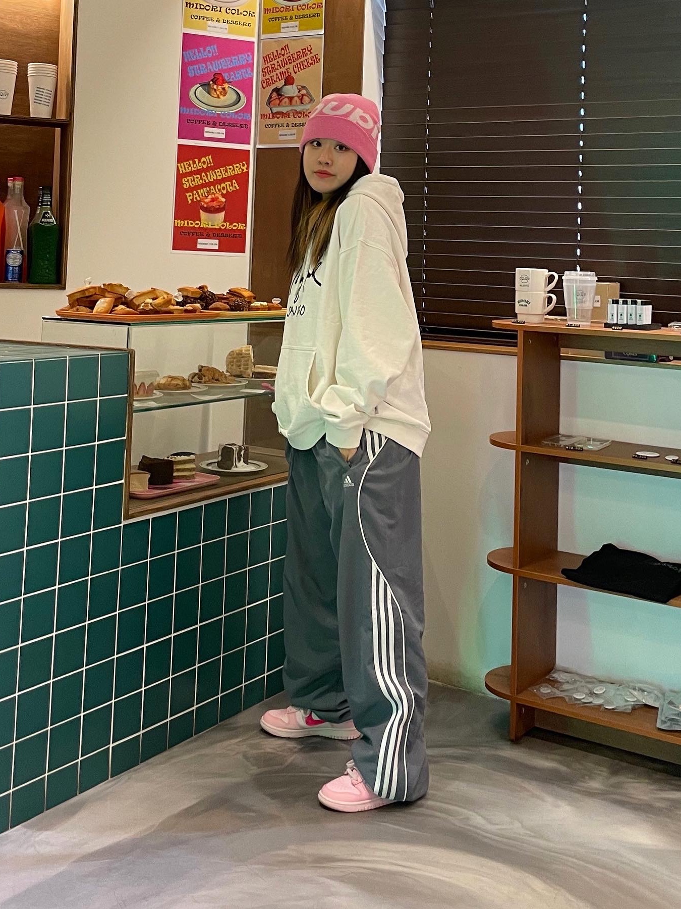 Supreme Big Logo Beanie Pink - 22FW, (GS) Nike Dunk Low Triple Pink 착용 스타일 - 1