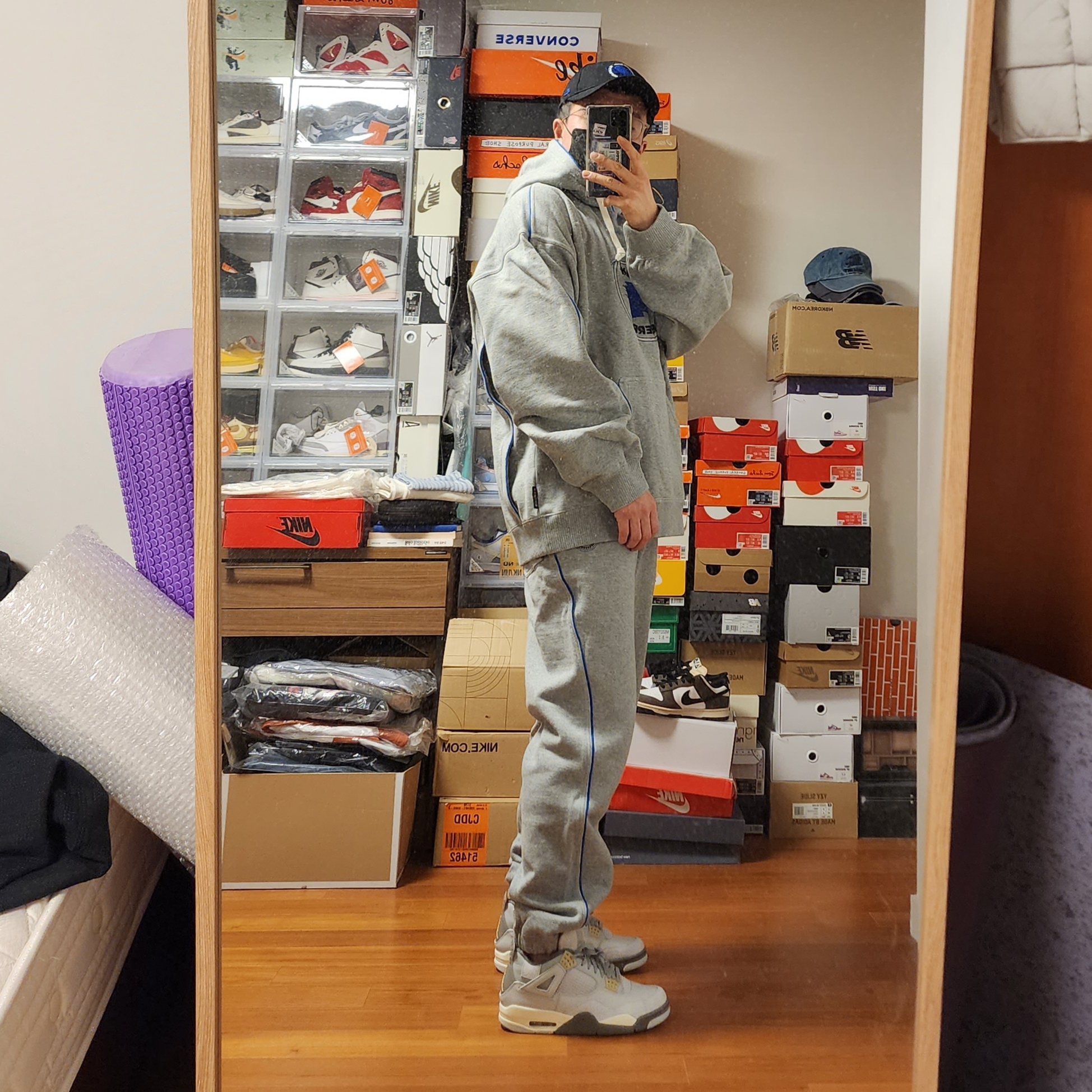 Converse x Ader Error Shapes Pullover Hoodie Vintage Grey Heather, Converse x Ader Error Shapes Pants Vintage Grey Heather 착용 스타일 - 3