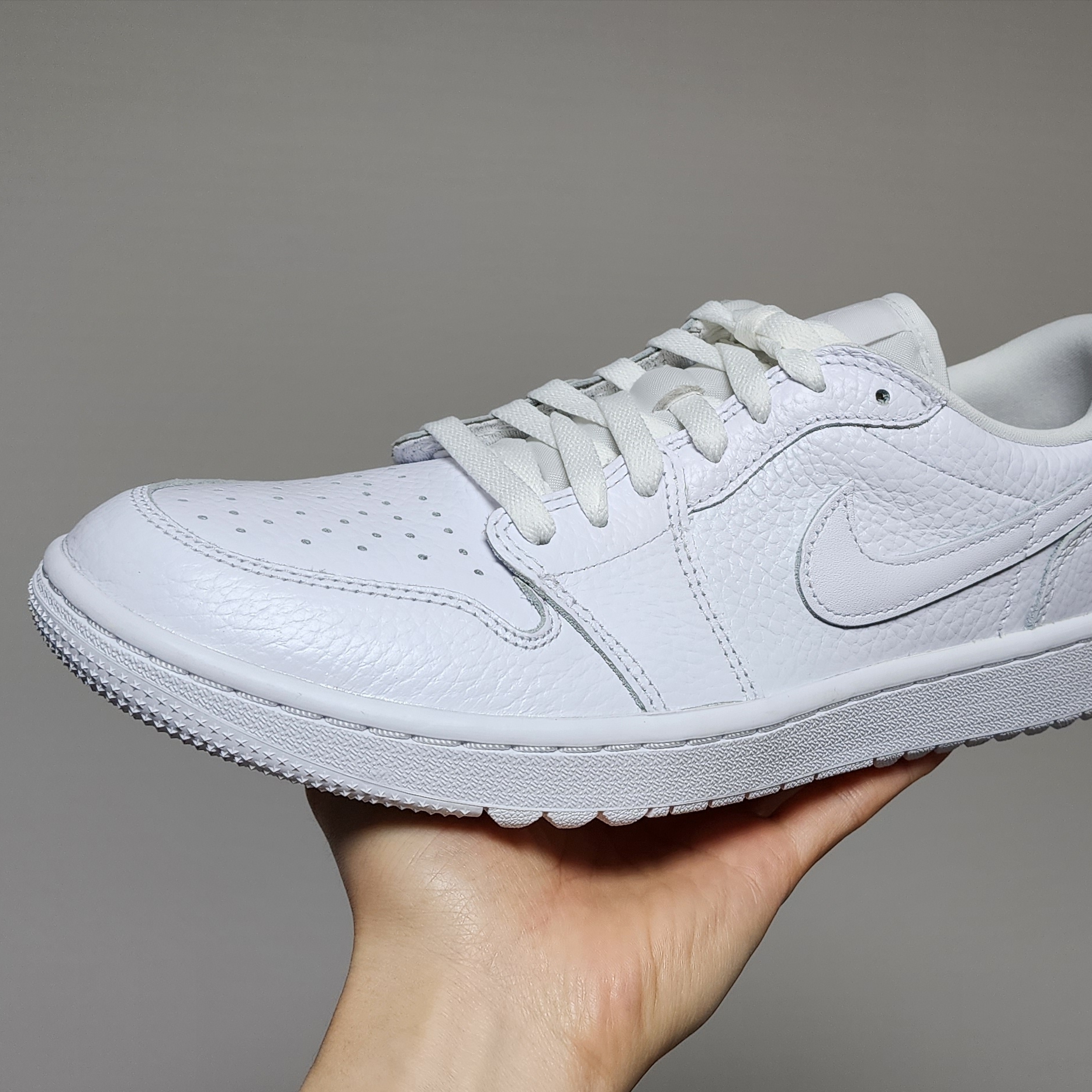 Jordan 1 Low Golf Triple White 착용 스타일
