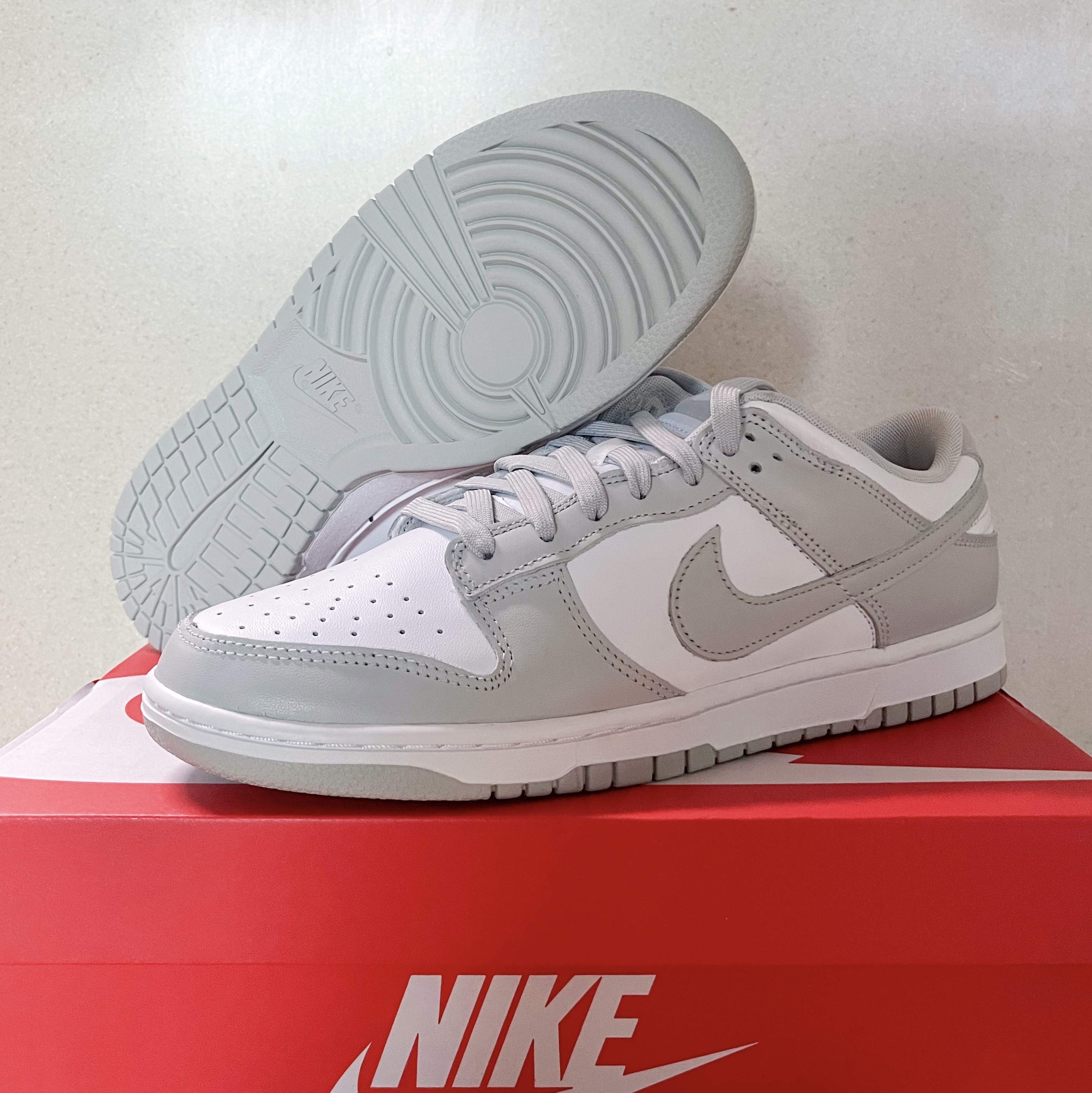Nike Dunk Low Retro Grey Fog 착용 스타일