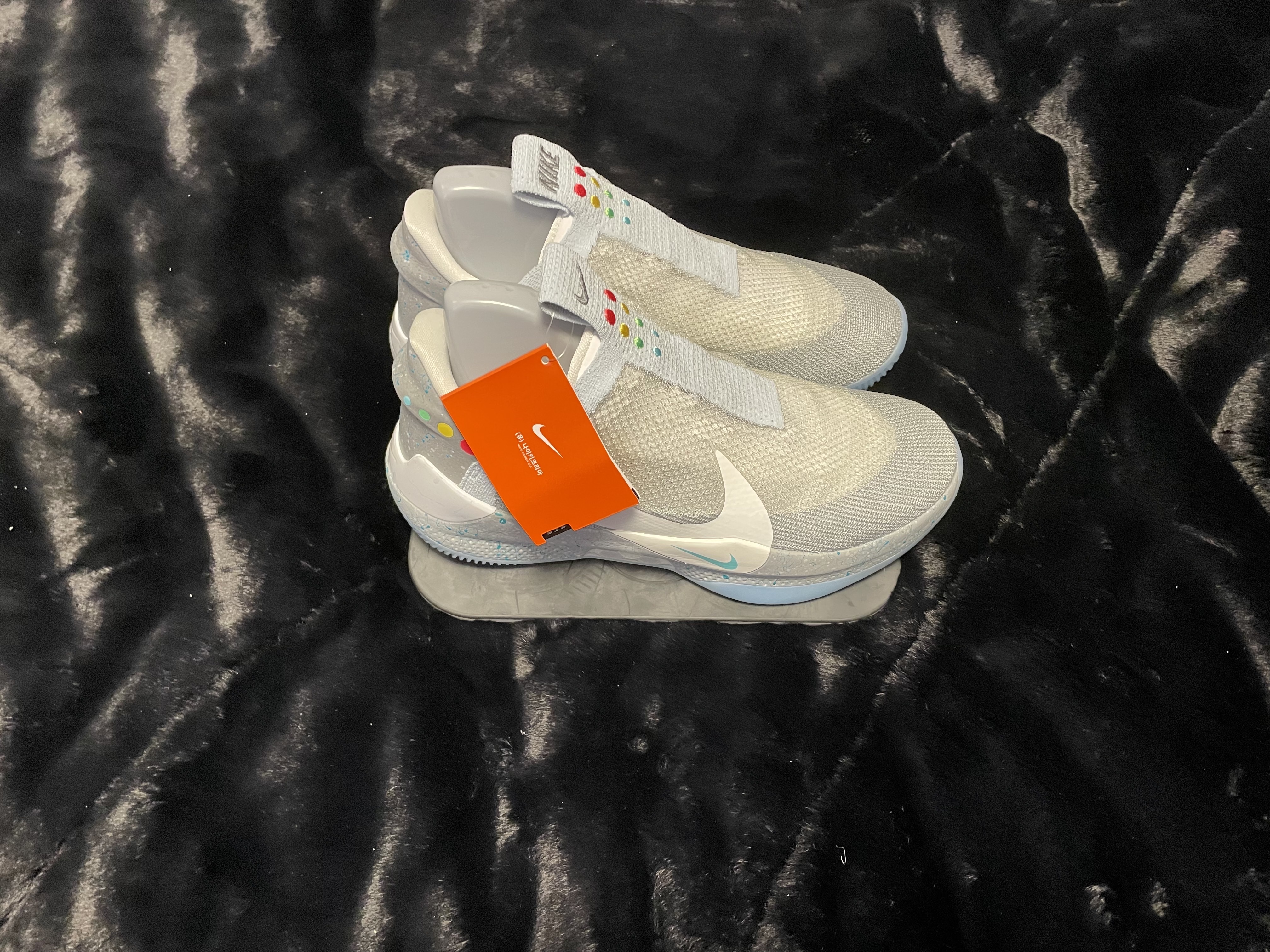 Nike Adapt BB Mag (KR Charger) 착용 스타일 - 3