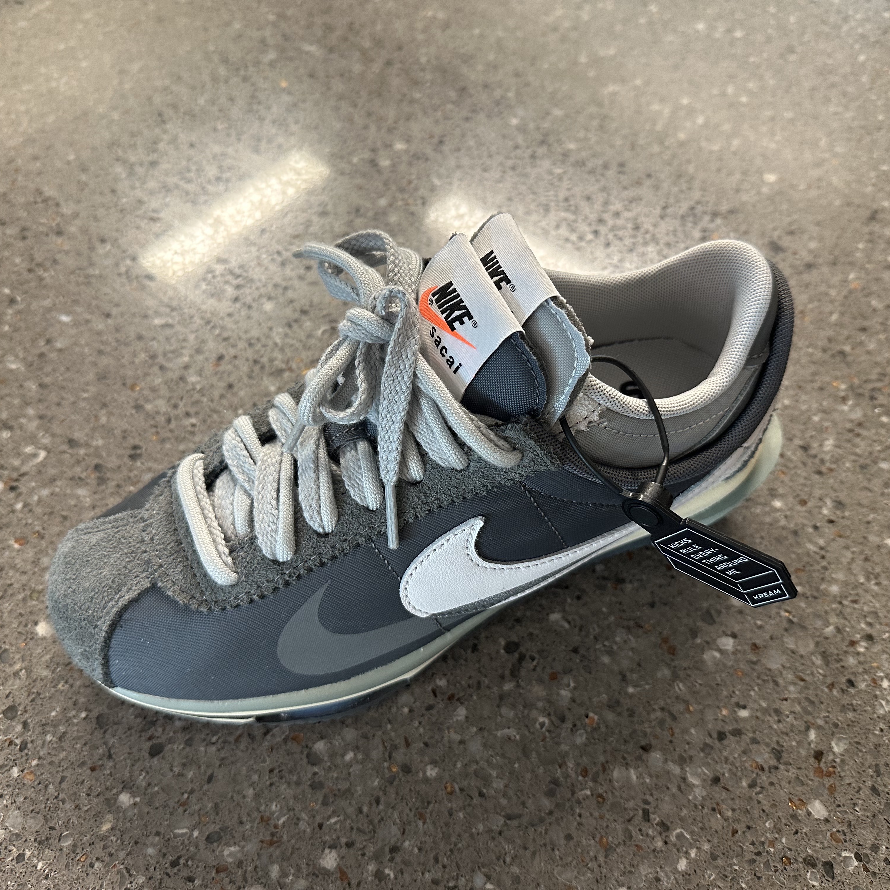 Nike x Sacai Zoom Cortez SP Iron Grey 착용 스타일