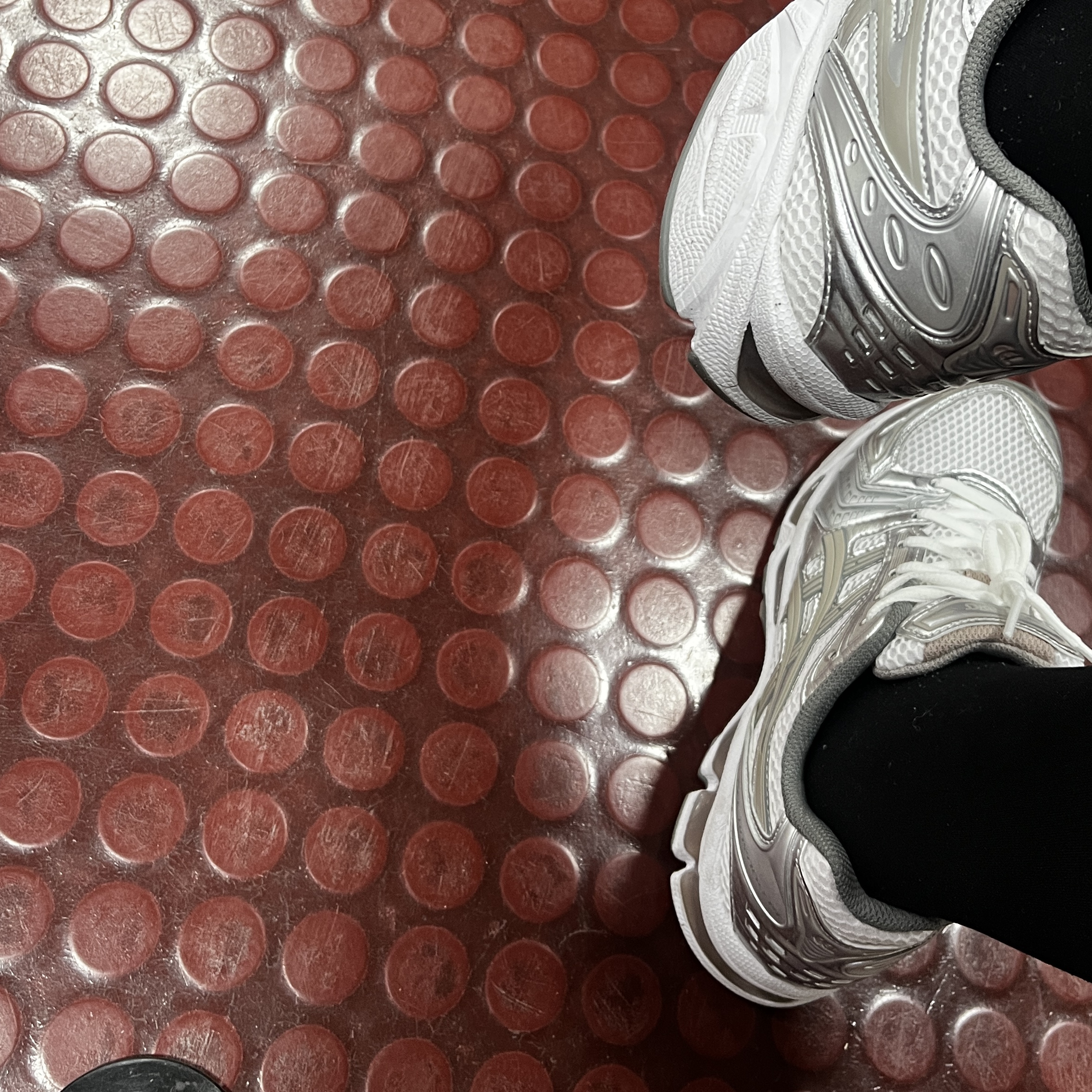 (W) Asics Gel-Kayano 14 White Moonrock 착용 스타일