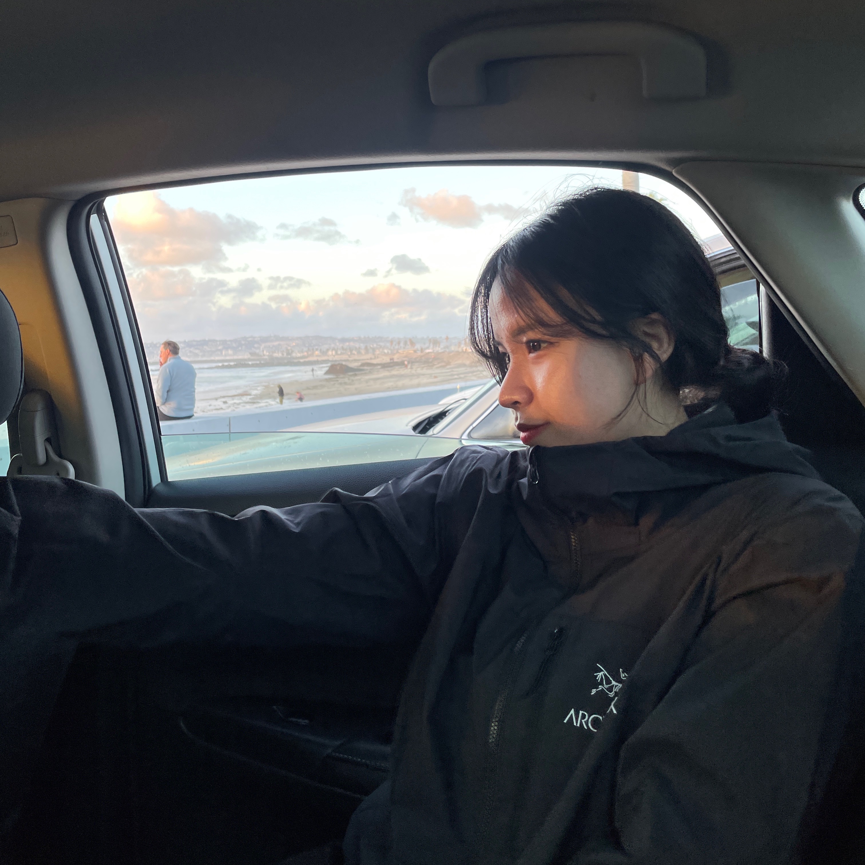 Arc'teryx Squamish Hoody Black 착용 스타일 - 3