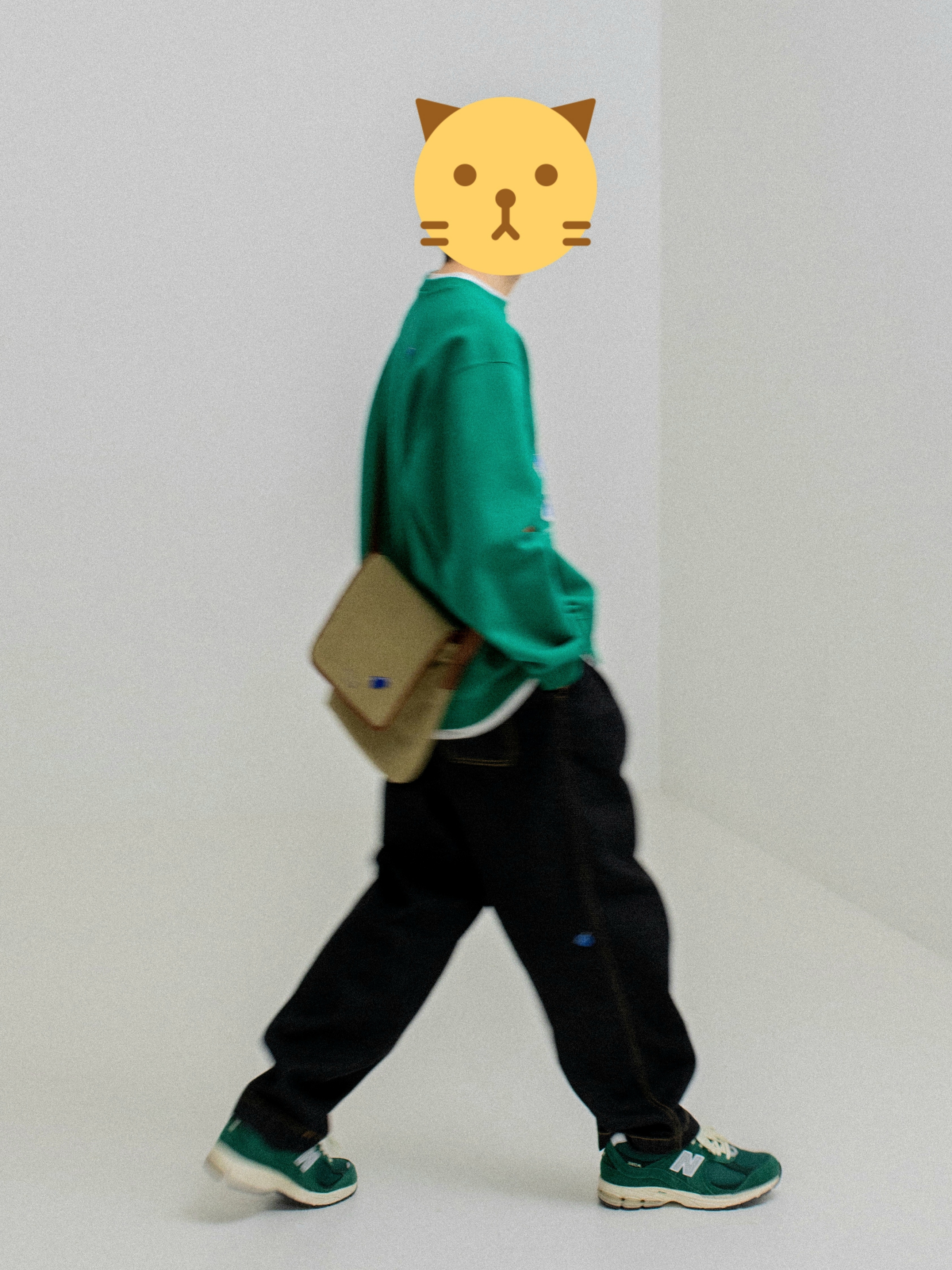 Ader Error Portrait Trophy Logo Sweatshirt Green, Ader Error Mod Jeans Noir 착용 스타일 - 2