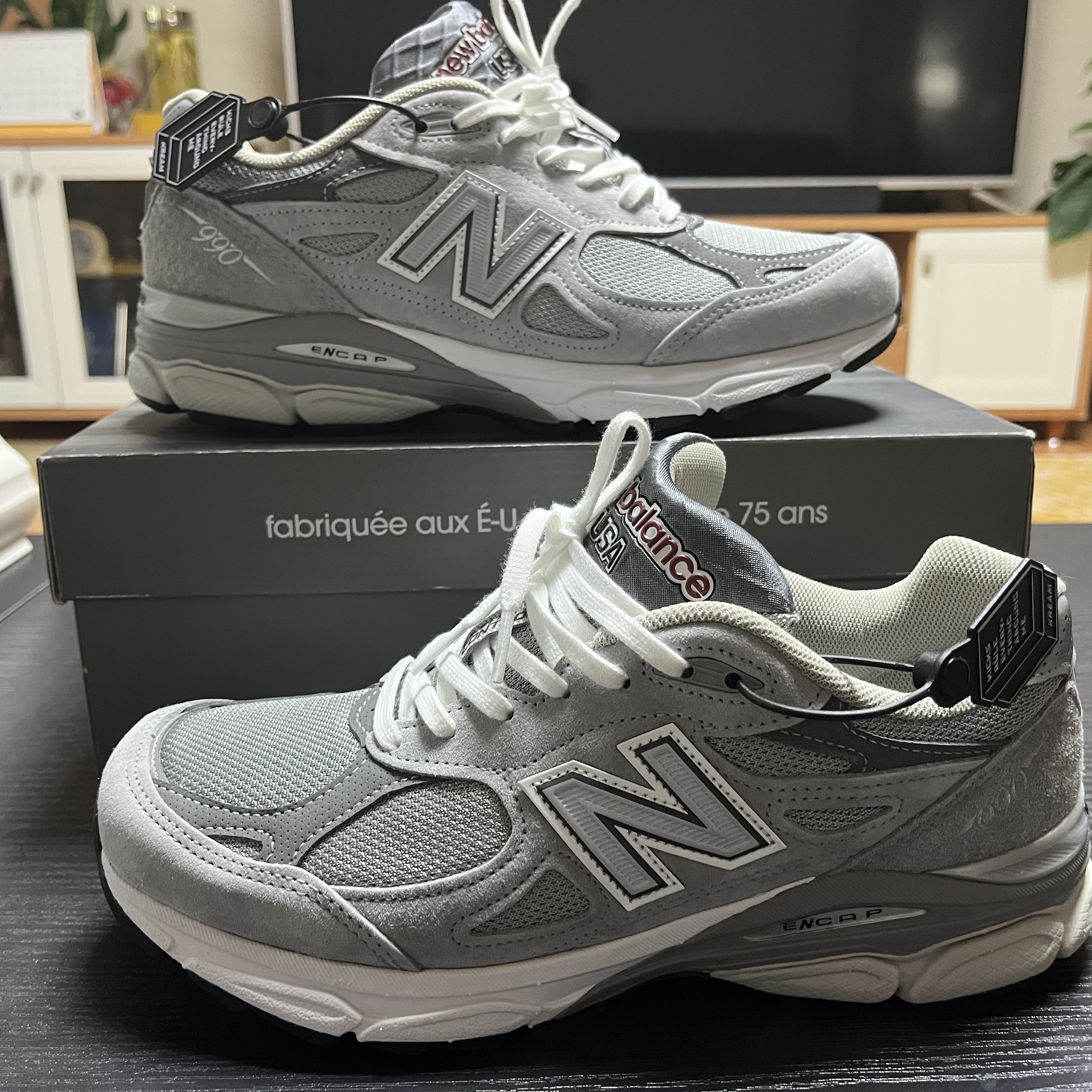 New Balance 990v3 Made in USA Grey - D Standard 착용 스타일 - 4