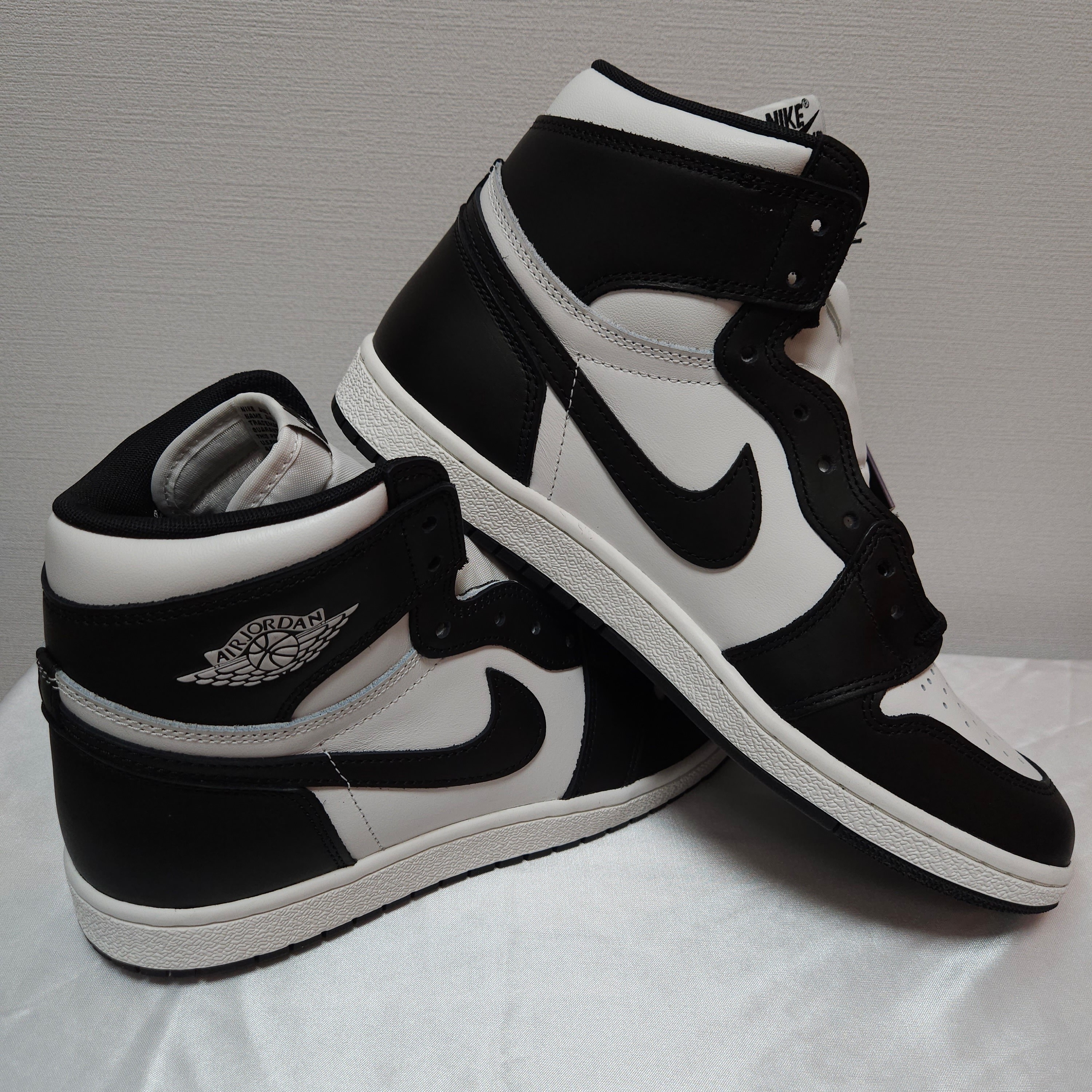 Jordan 1 High 85 Black White 착용 스타일 - 3