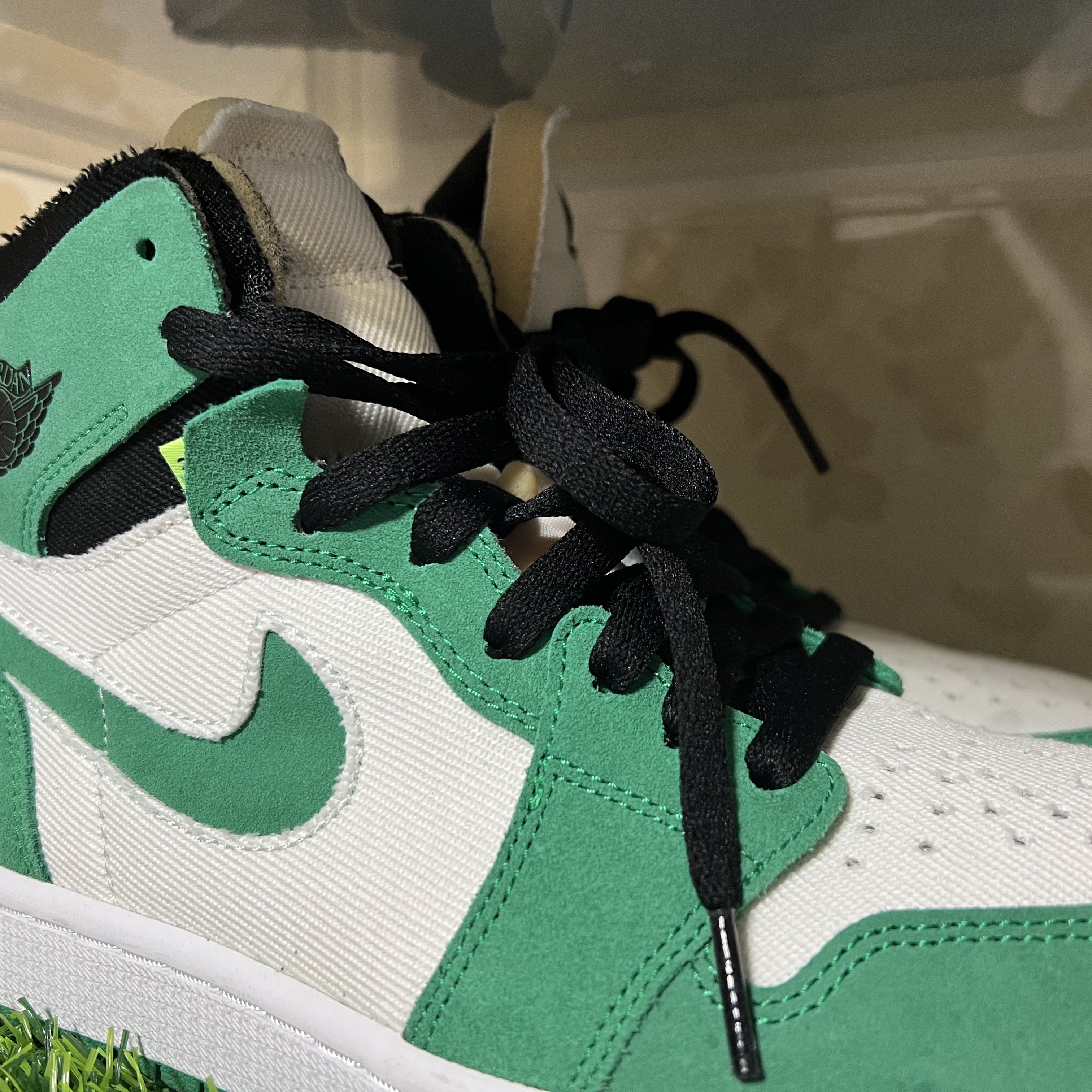 Jordan 1 Zoom Air CMFT Stadium Green 착용 스타일