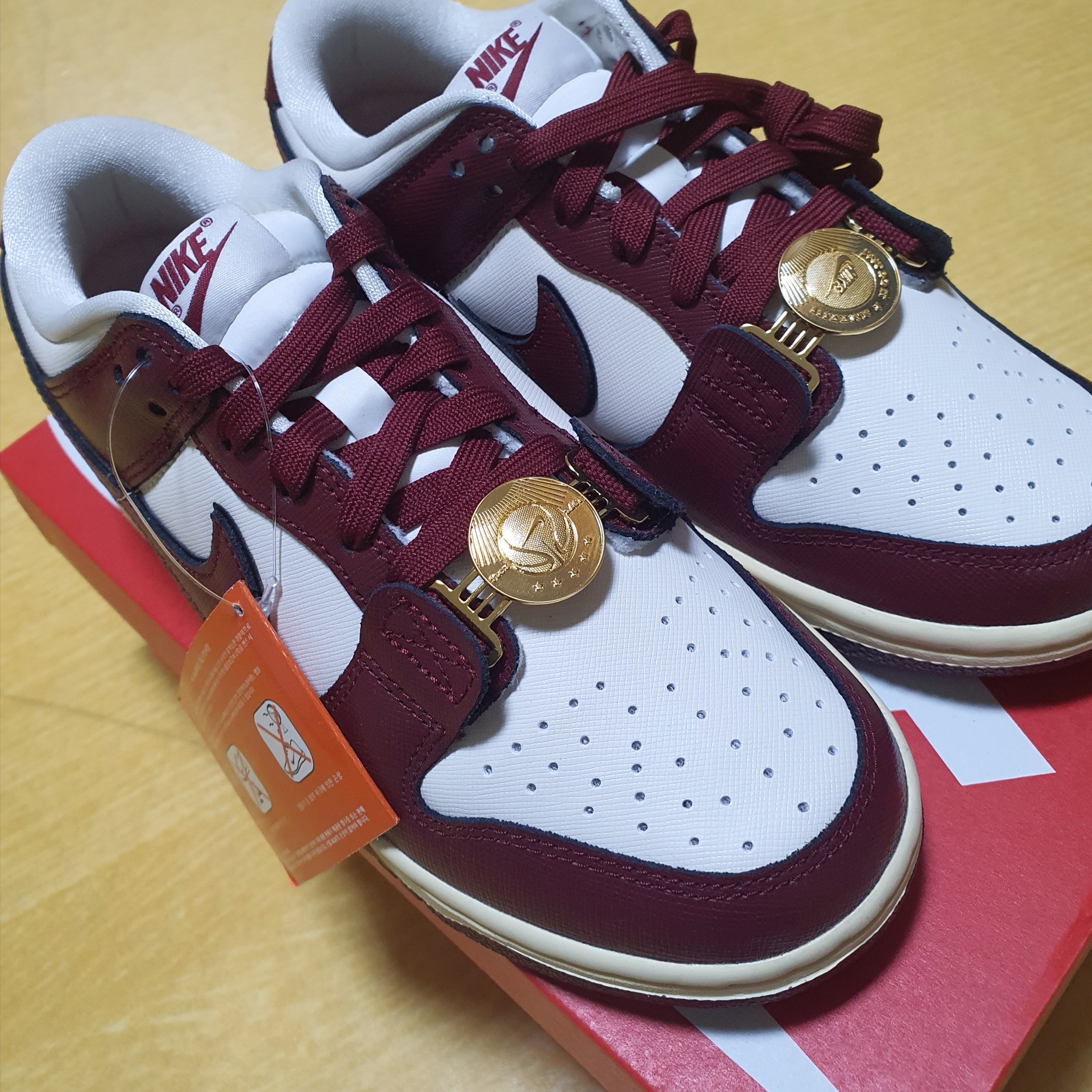 (W) Nike Dunk Low SE Pendant 착용 스타일