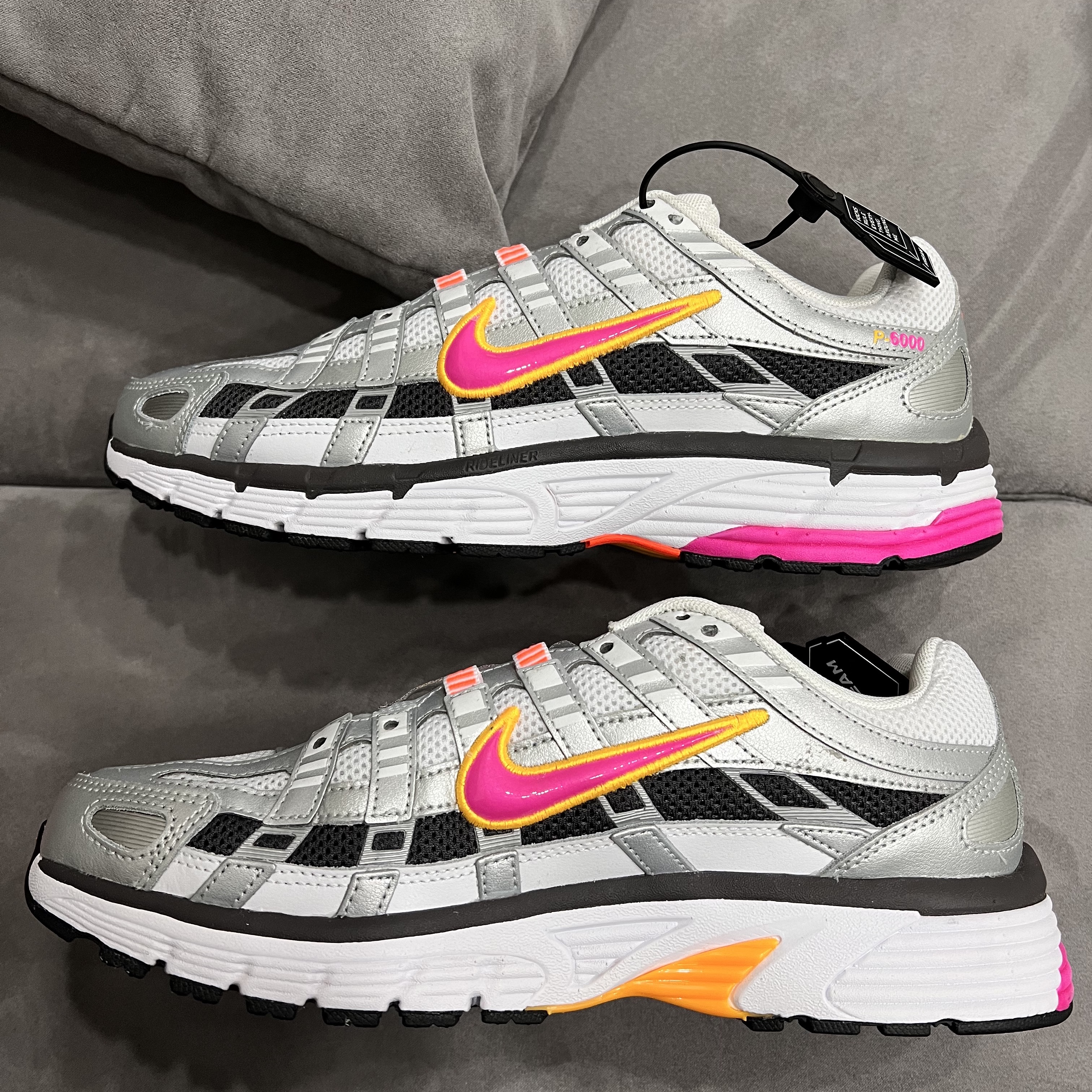 (W) Nike P-6000 Laser Fuchsia 착용 스타일 - 1