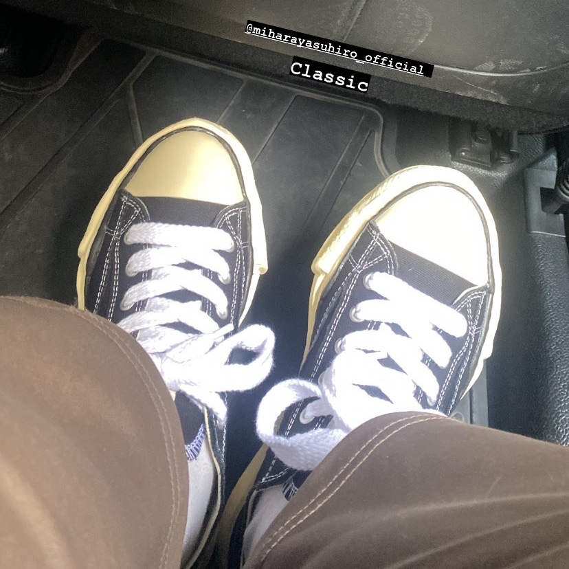 Maison Mihara Yasuhiro Peterson VL OG Sole Canvas Low-top Sneakers Black 착용 스타일