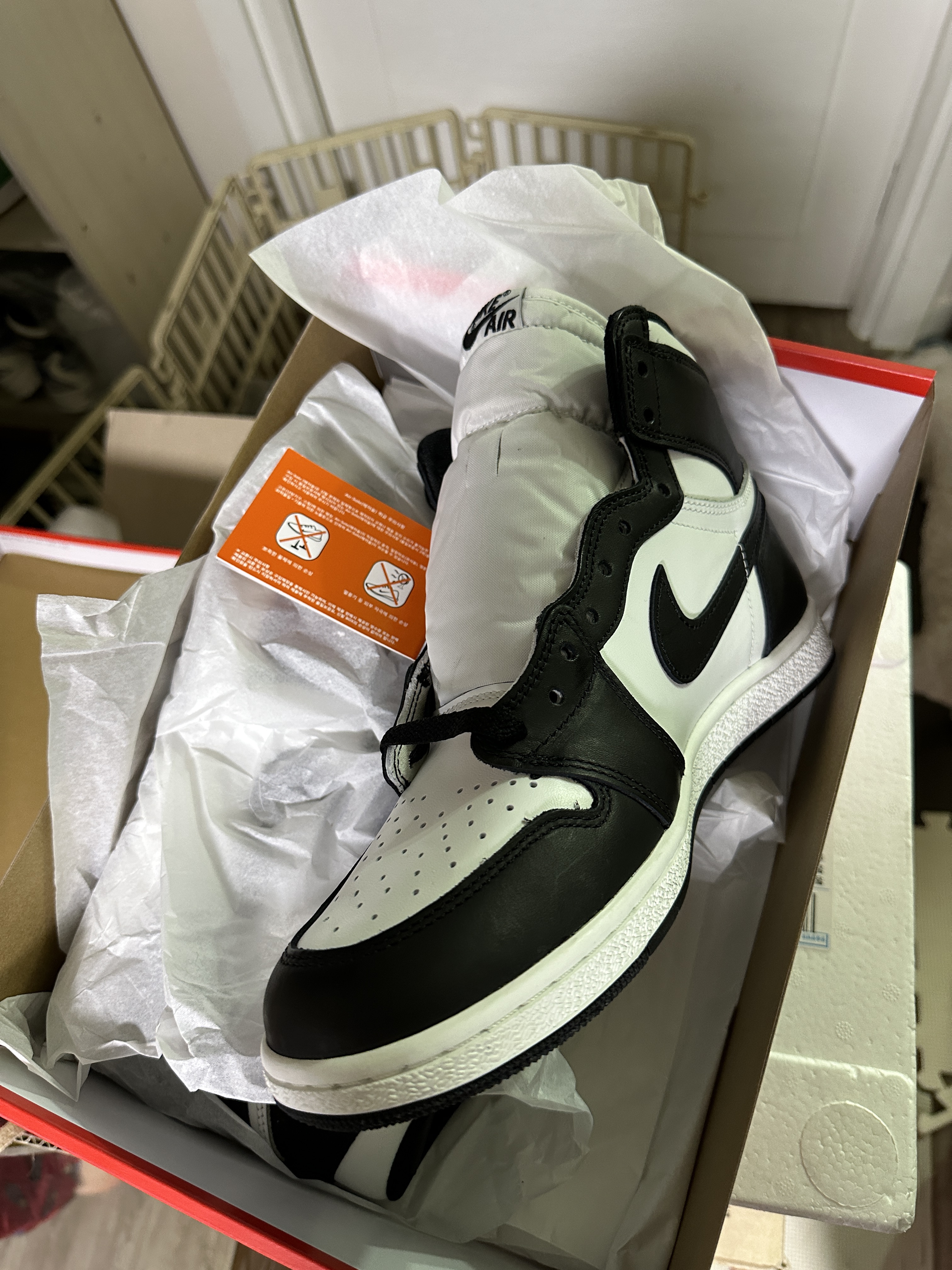 Jordan 1 High 85 Black White 착용 스타일
