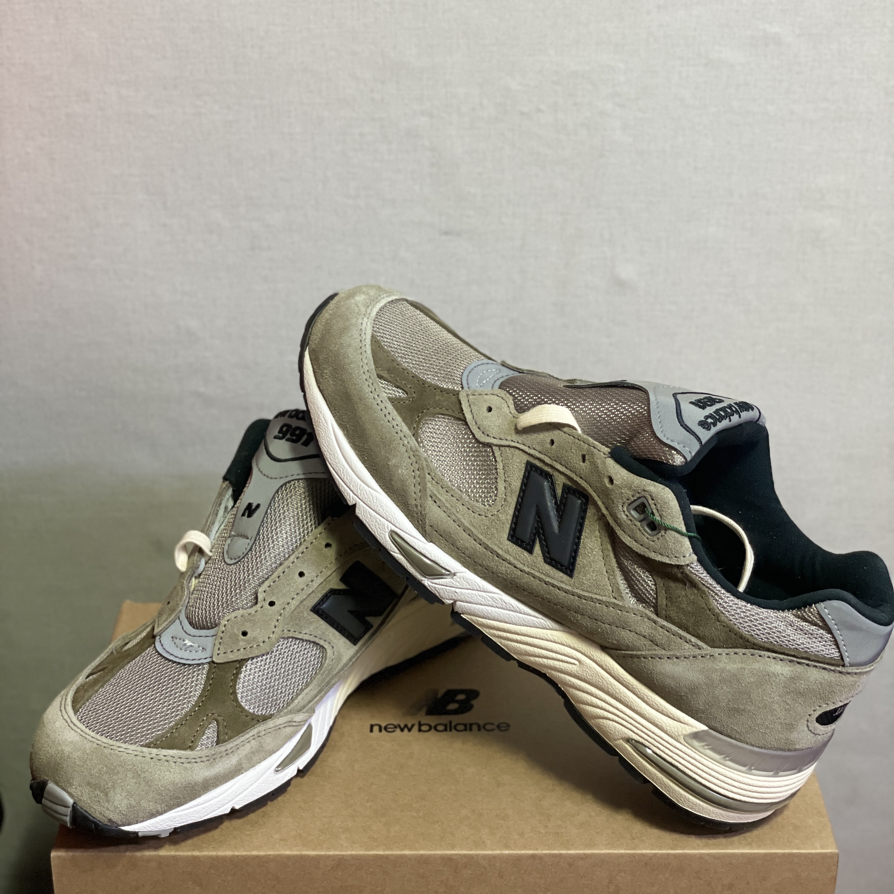 New Balance x JJJJound 991 Made in UK Grey 착용 스타일 - 2