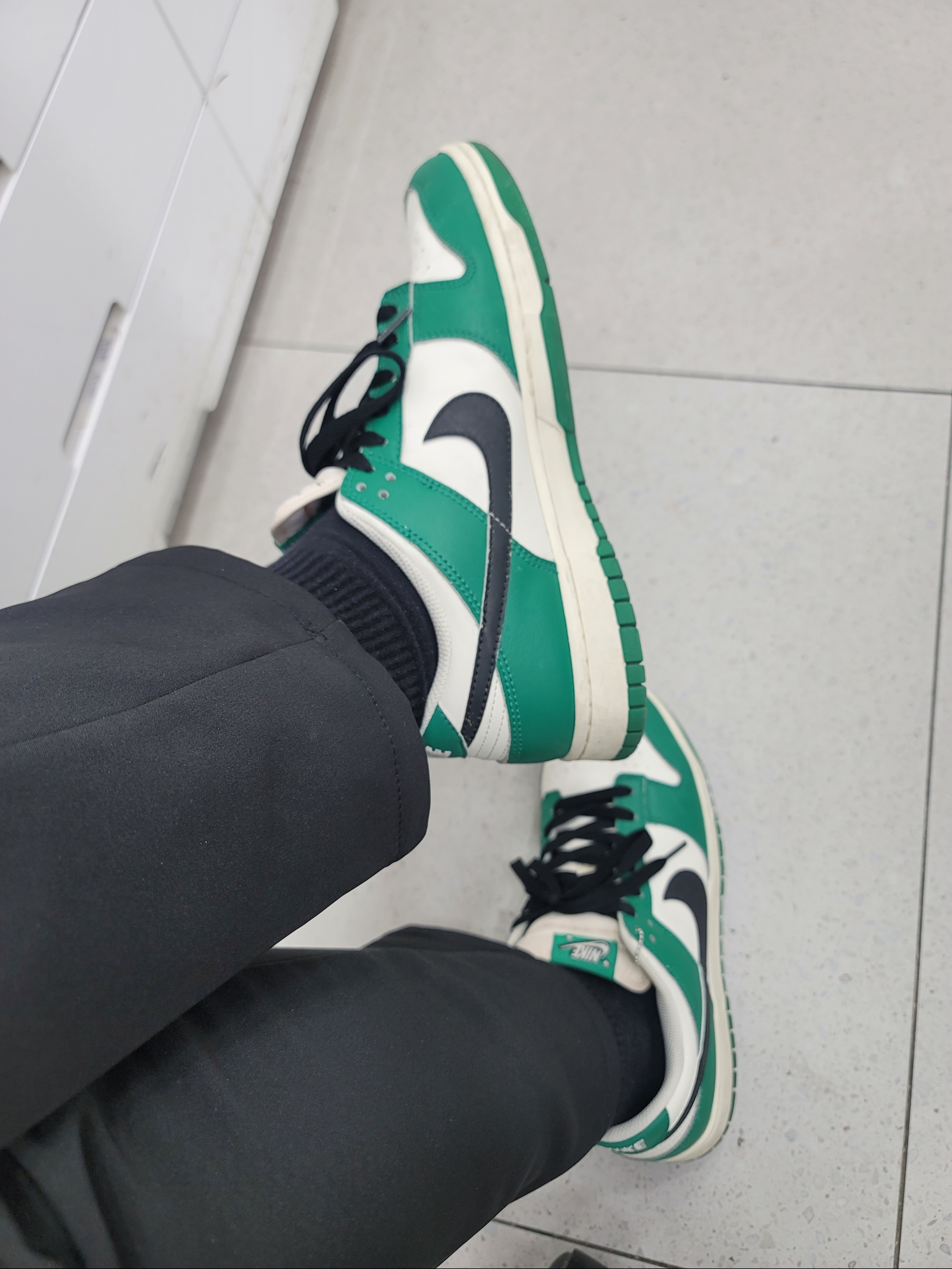 Nike Dunk Low Retro SE Jackpot Malachite 착용 스타일