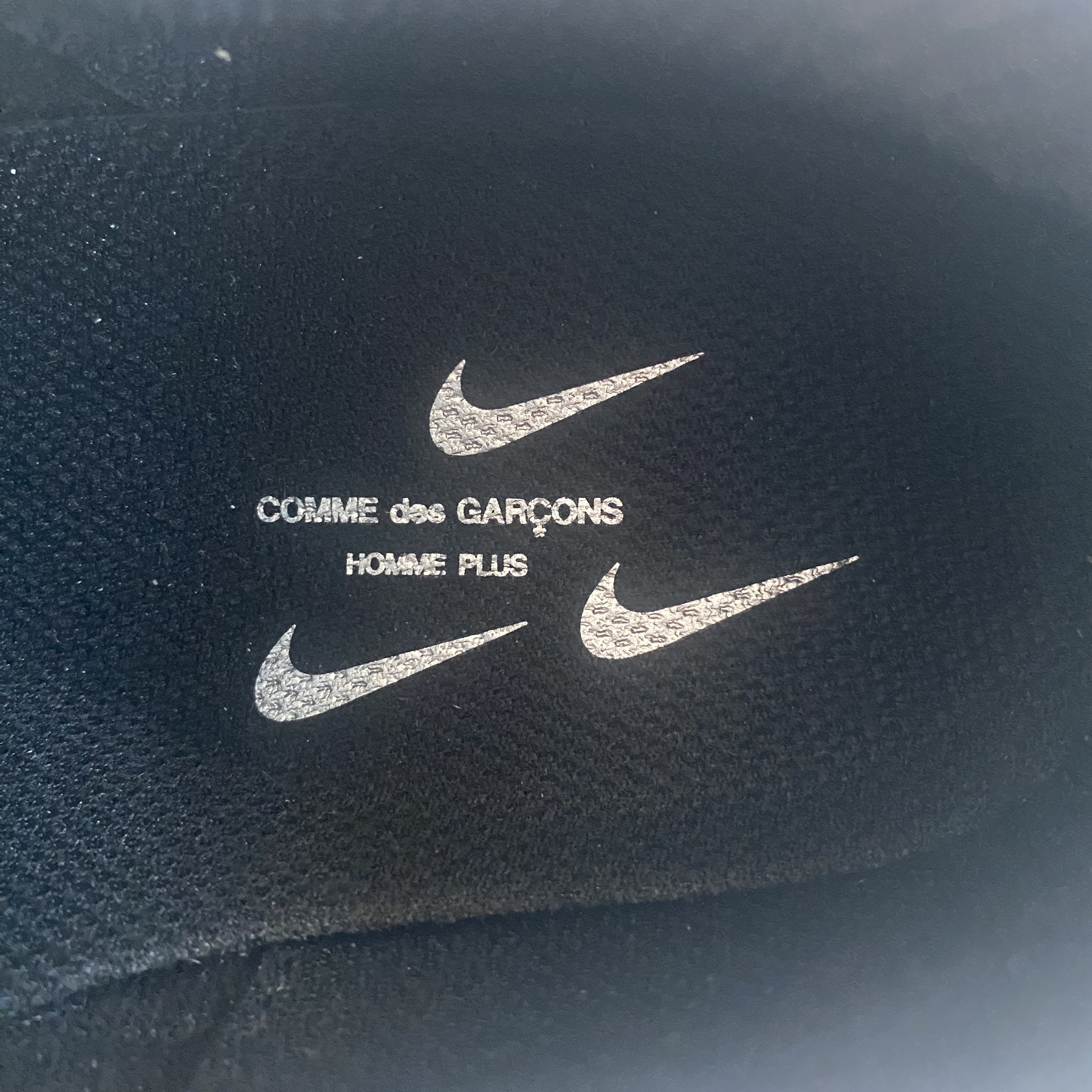 Nike x Comme des Garcons Air Max 97 Black 착용 스타일 - 2