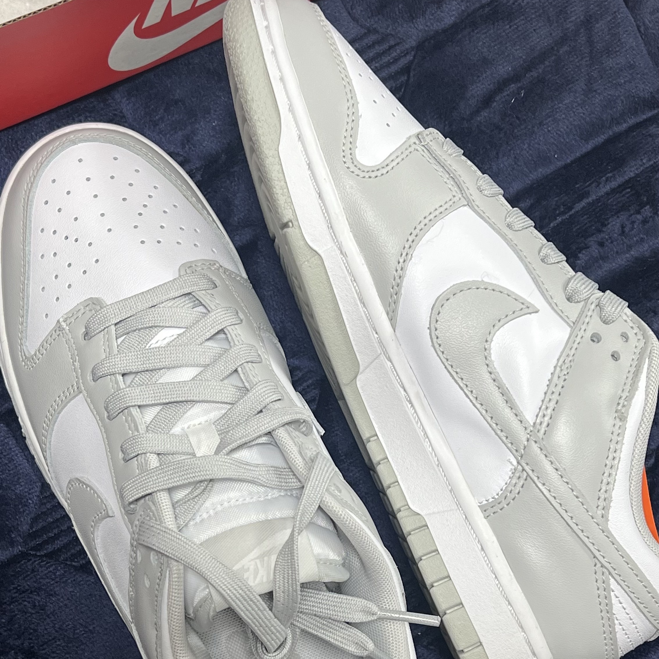 Nike Dunk Low Retro Grey Fog 착용 스타일