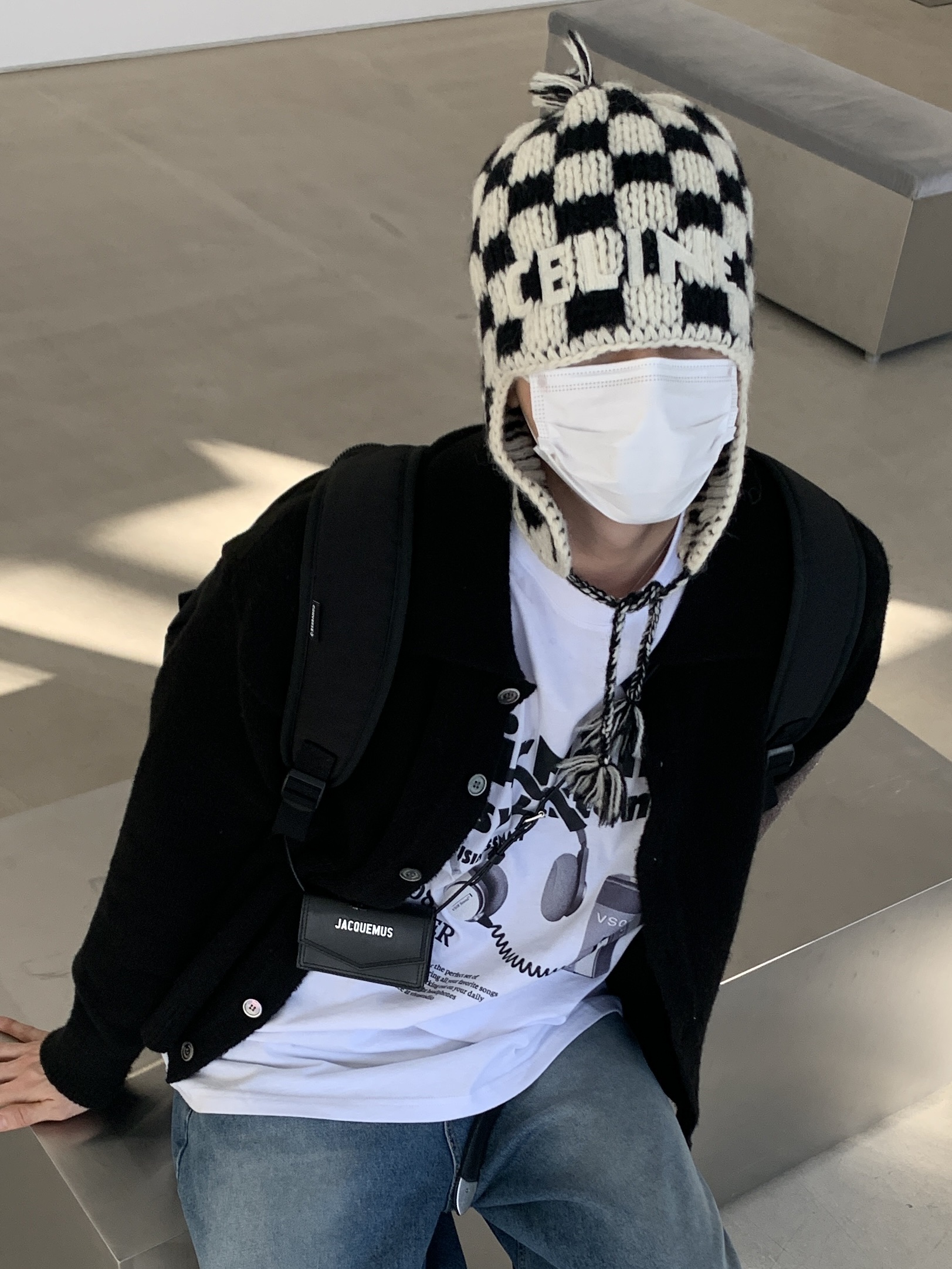 Balenciaga Tyrex Sneakers Black Grey, Celine Peruvian Beanie in Checked Alpaca Wool Black Off White 착용 스타일 - 4