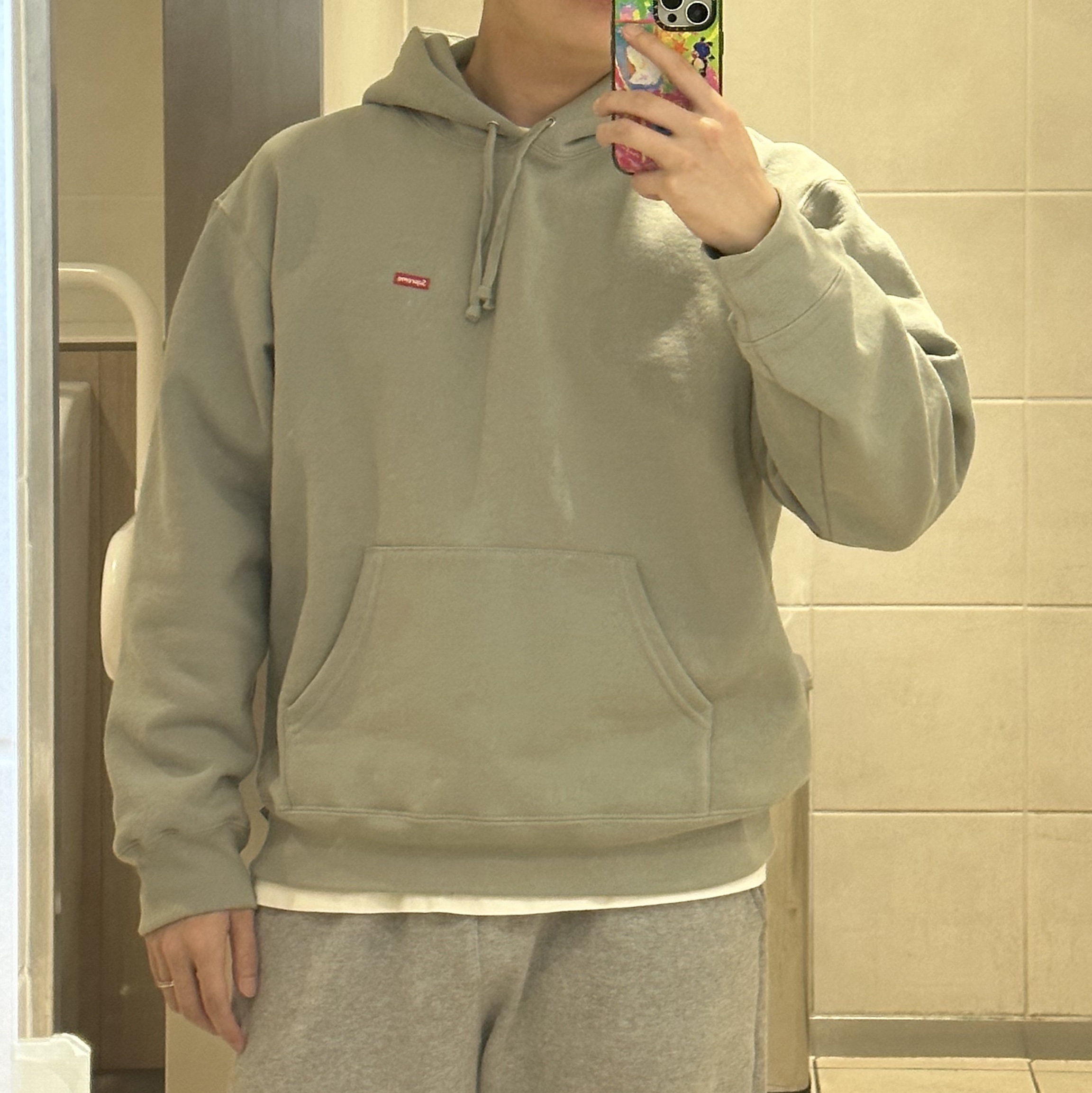 Supreme Small Box Hooded Sweatshirt Olive - 23SS 착용 스타일