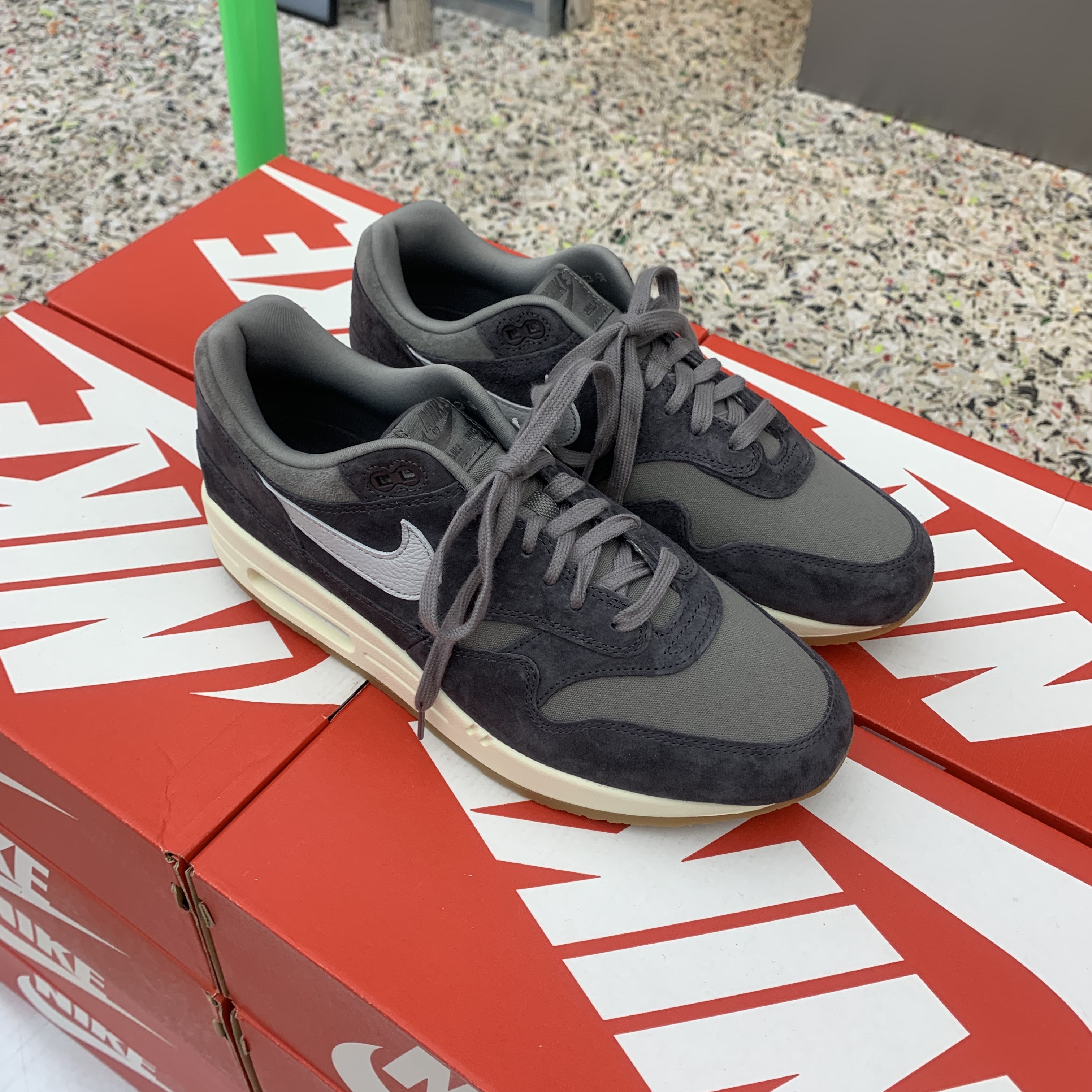 Nike Air Max 1 Crepe 착용 스타일 - 2