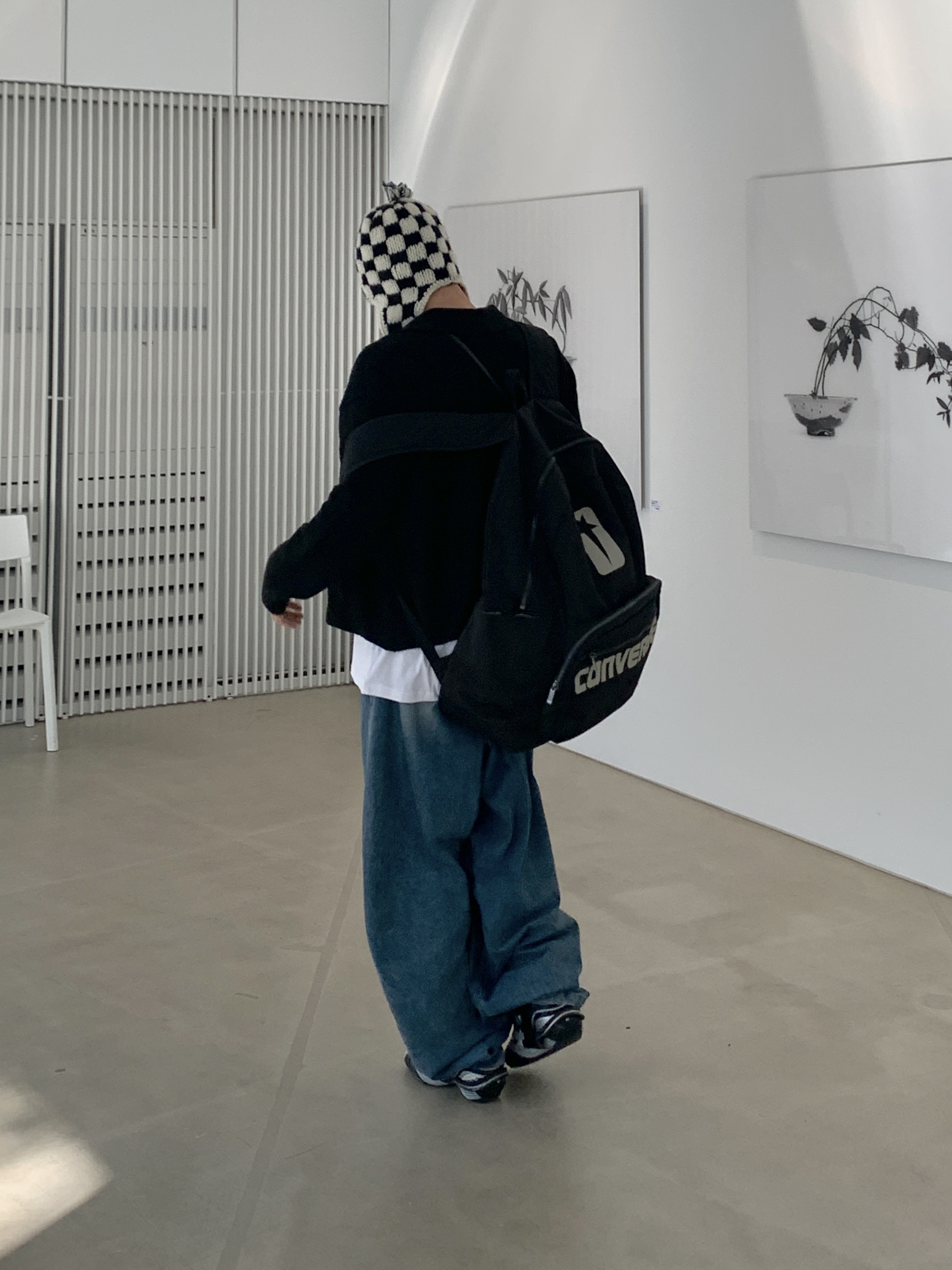Balenciaga Tyrex Sneakers Black Grey, Celine Peruvian Beanie in Checked Alpaca Wool Black Off White 착용 스타일 - 2