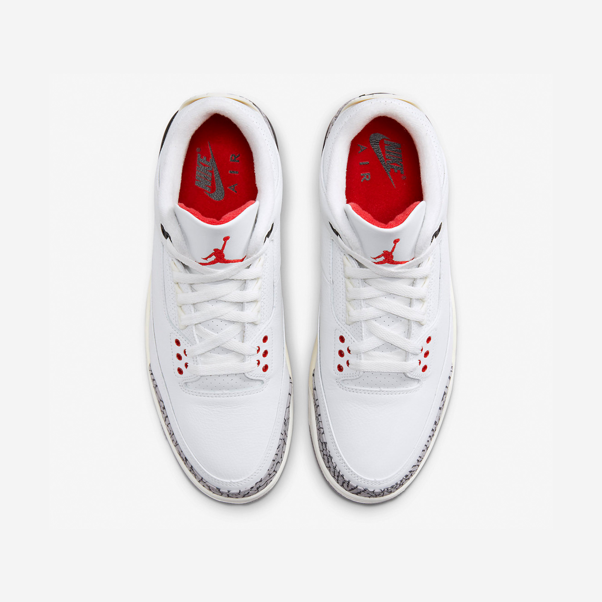 Jordan 3 Retro White Cement Reimagined 착용 스타일 - 4