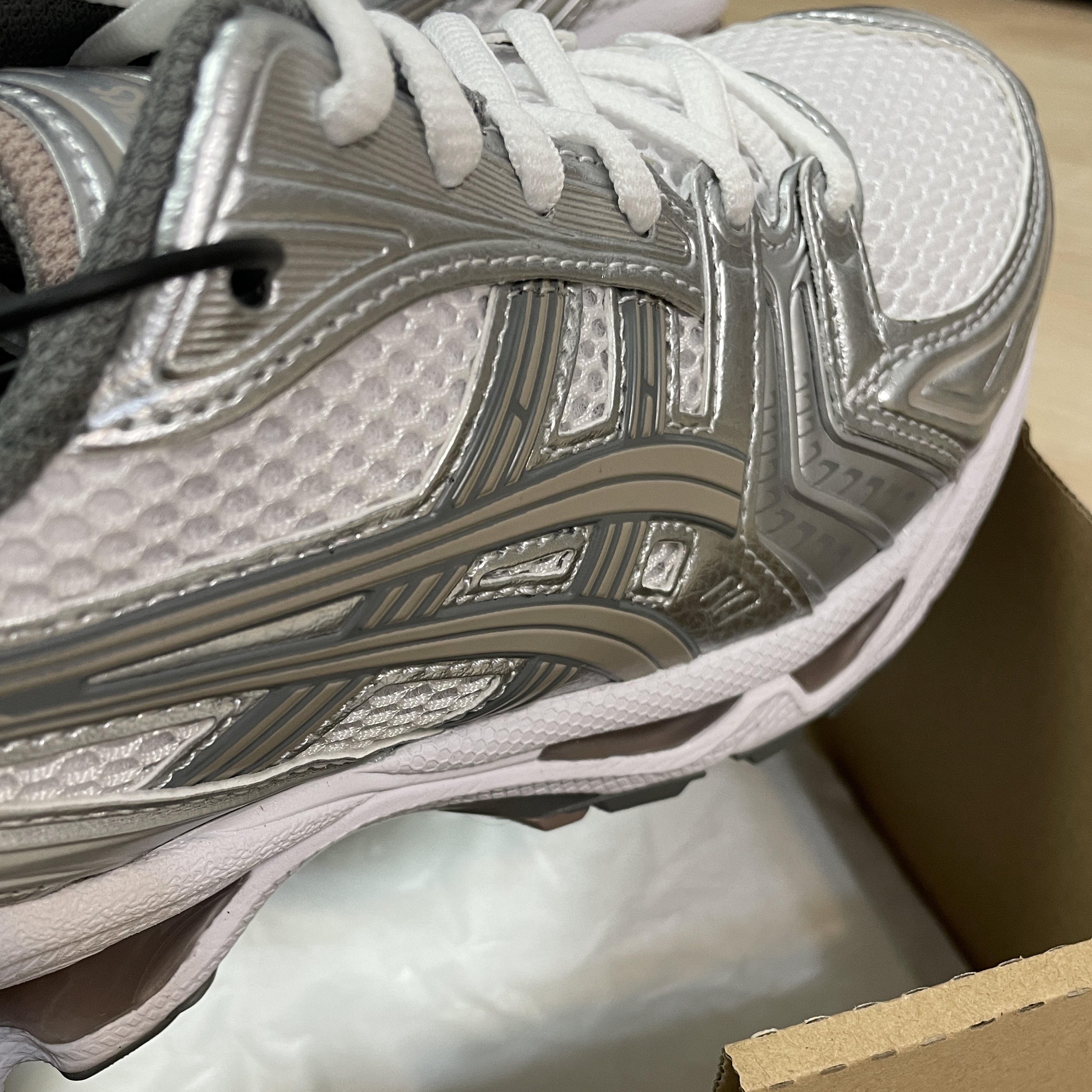 (W) Asics Gel-Kayano 14 White Moonrock 착용 스타일 - 2