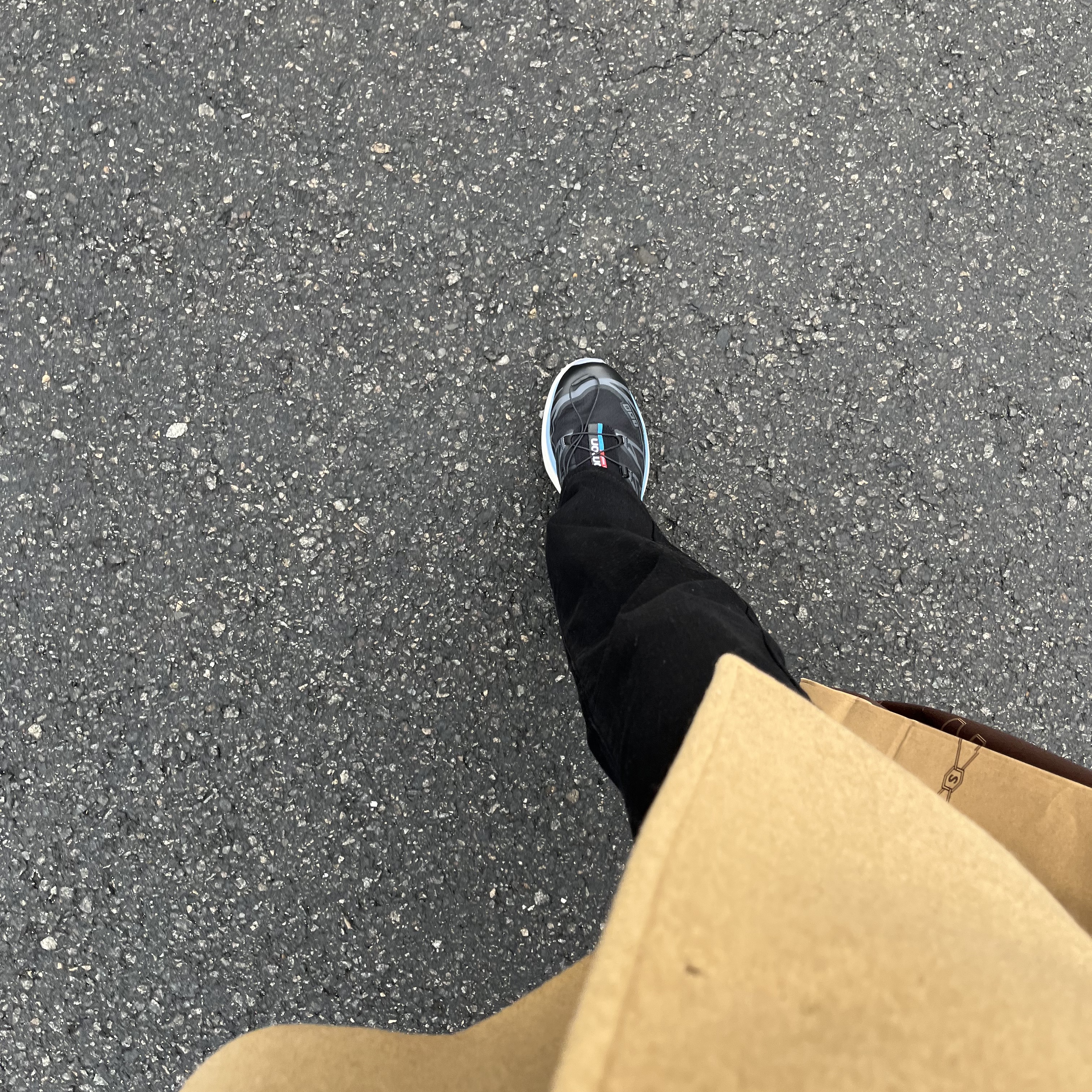 Salomon XT-6 Clear Black Riviera 착용 스타일 - 3