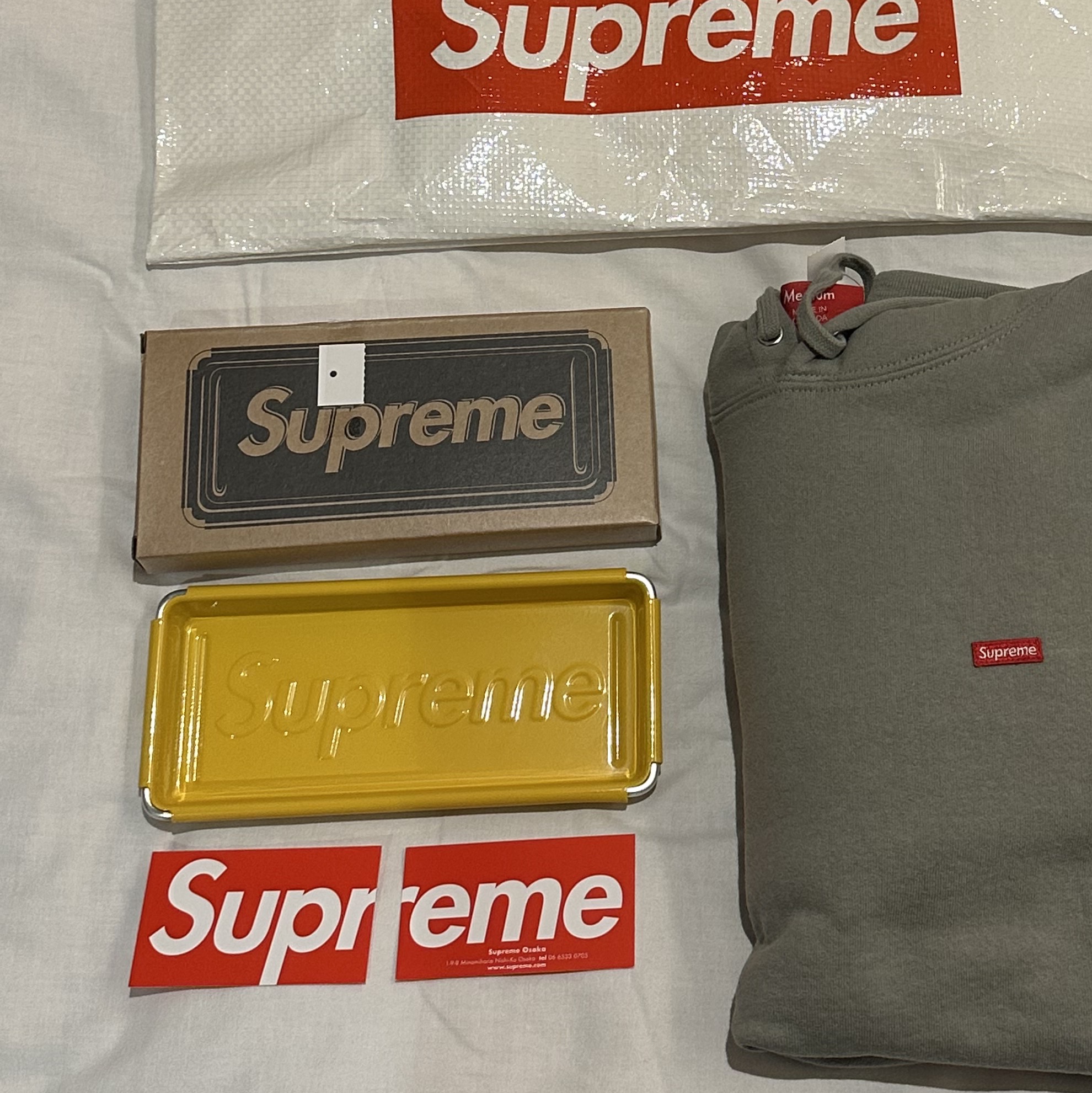 Supreme x Dulton Tray Yellow - 23SS 착용 스타일