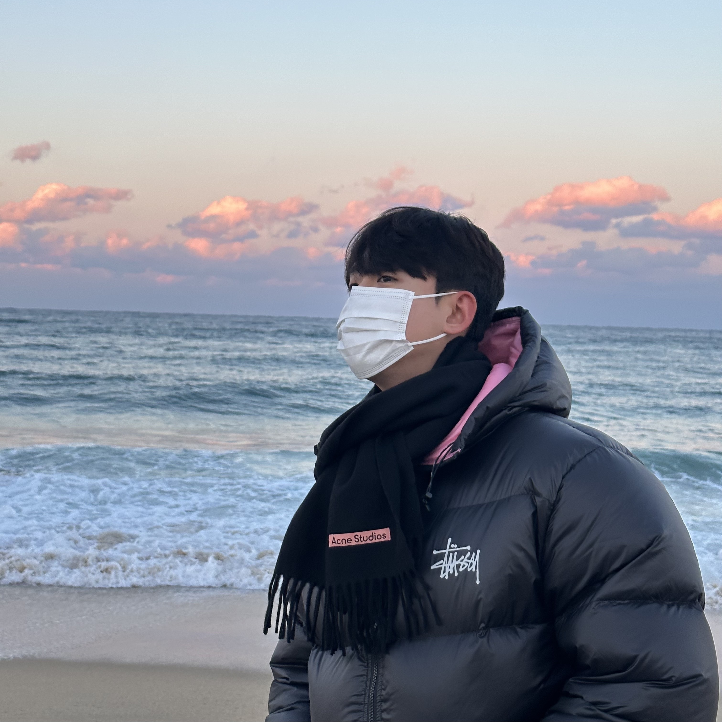 Stussy Micro Ripstop Down Parka Black, Acne Studios Narrow Wool Fringe Muffler Black 착용 스타일