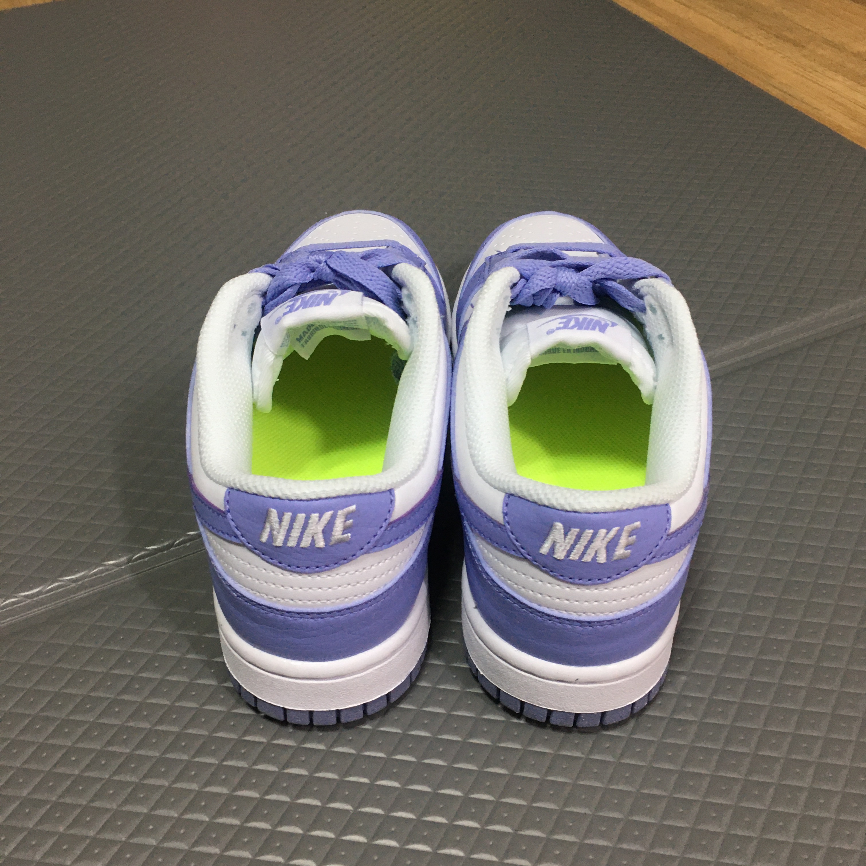 (W) Nike Dunk Low Next Nature Lilac 착용 스타일 - 3