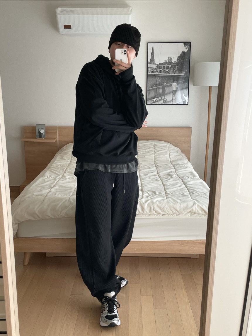 Asics Gel-Kayano 14 Black Coffee 착용 스타일 - 2