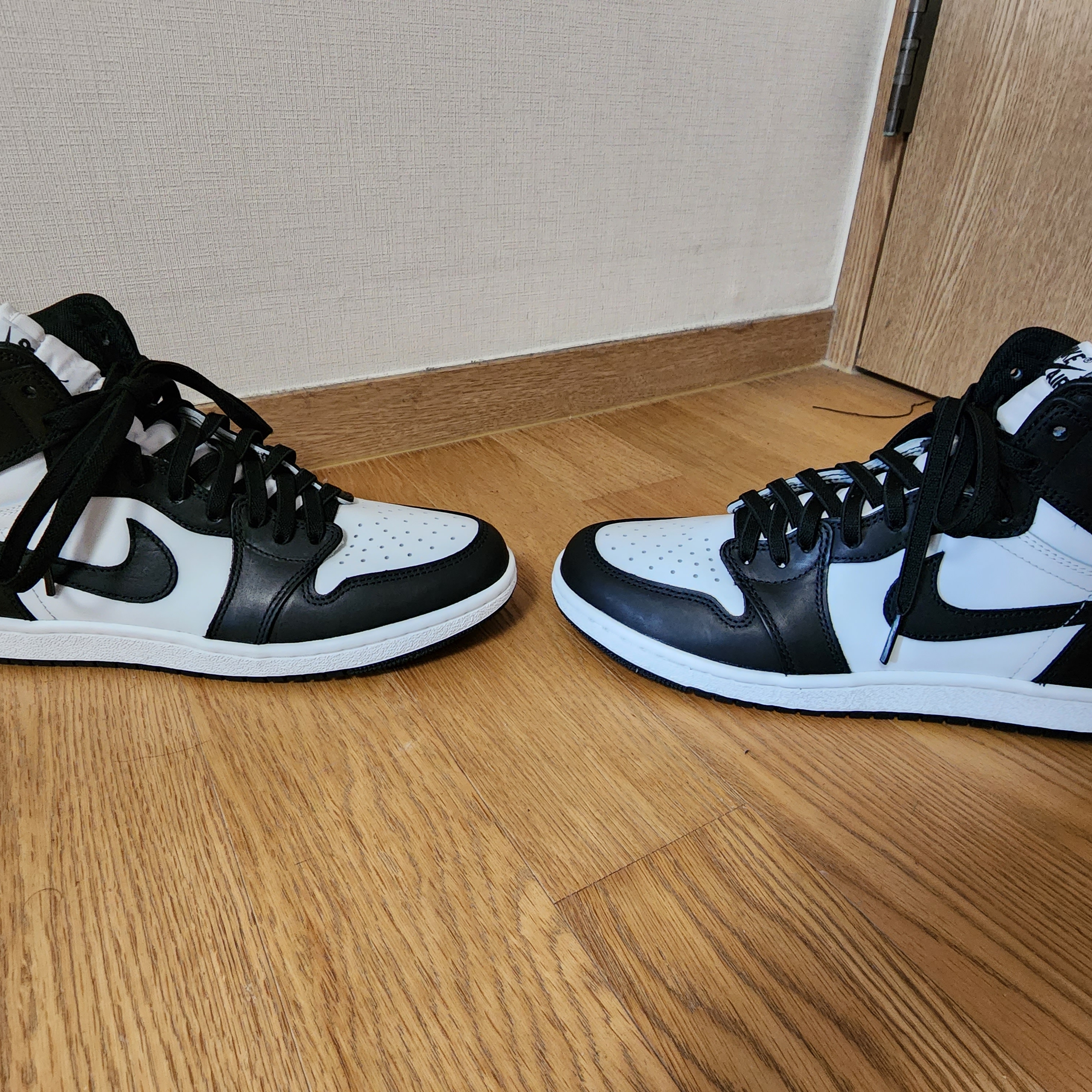 Jordan 1 High 85 Black White 착용 스타일 - 2