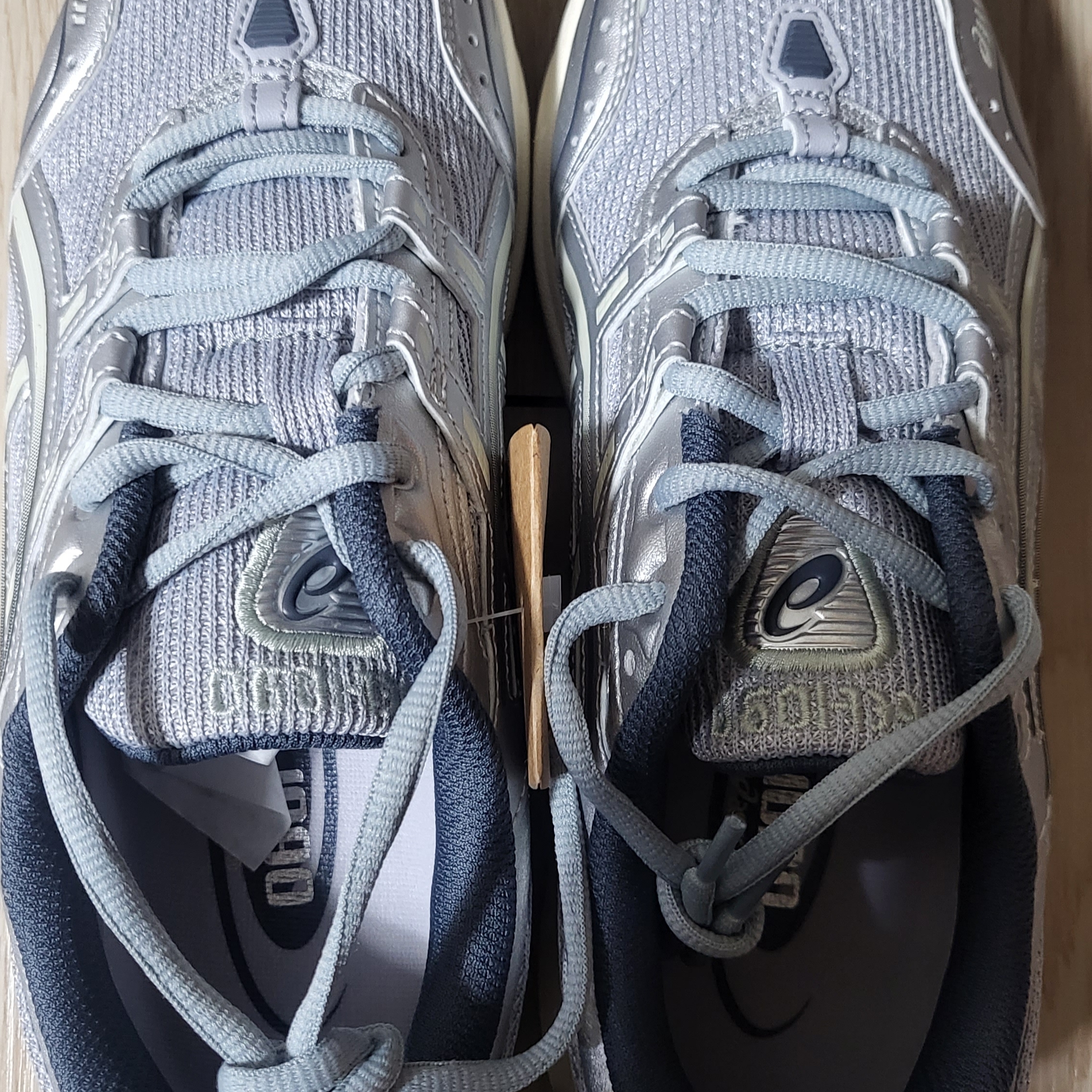 Asics Gel-1090 Piedmont Grey 착용 스타일