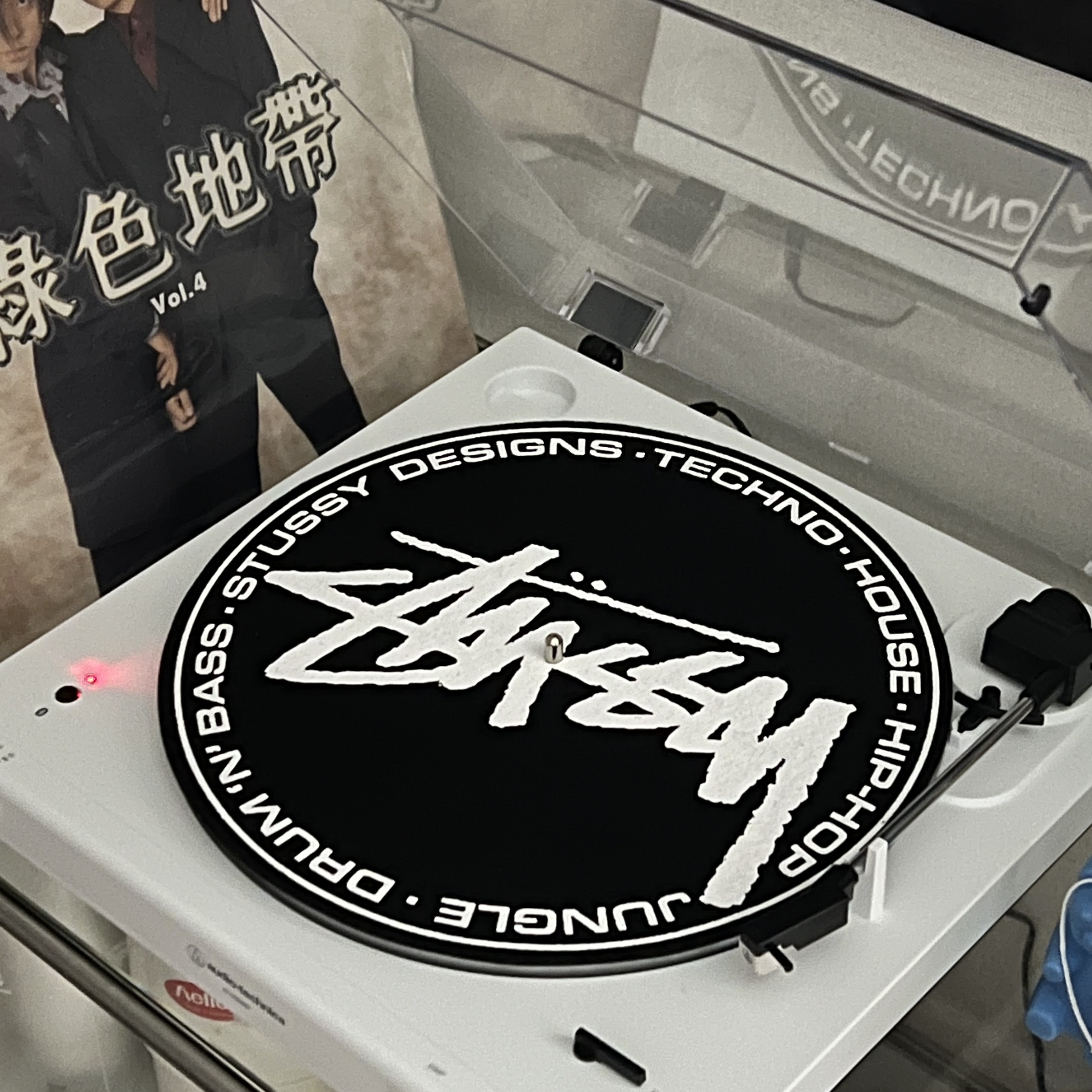 Stussy 12 Inch Post Modern Slipmats (2 Pack) 착용 스타일 - 2
