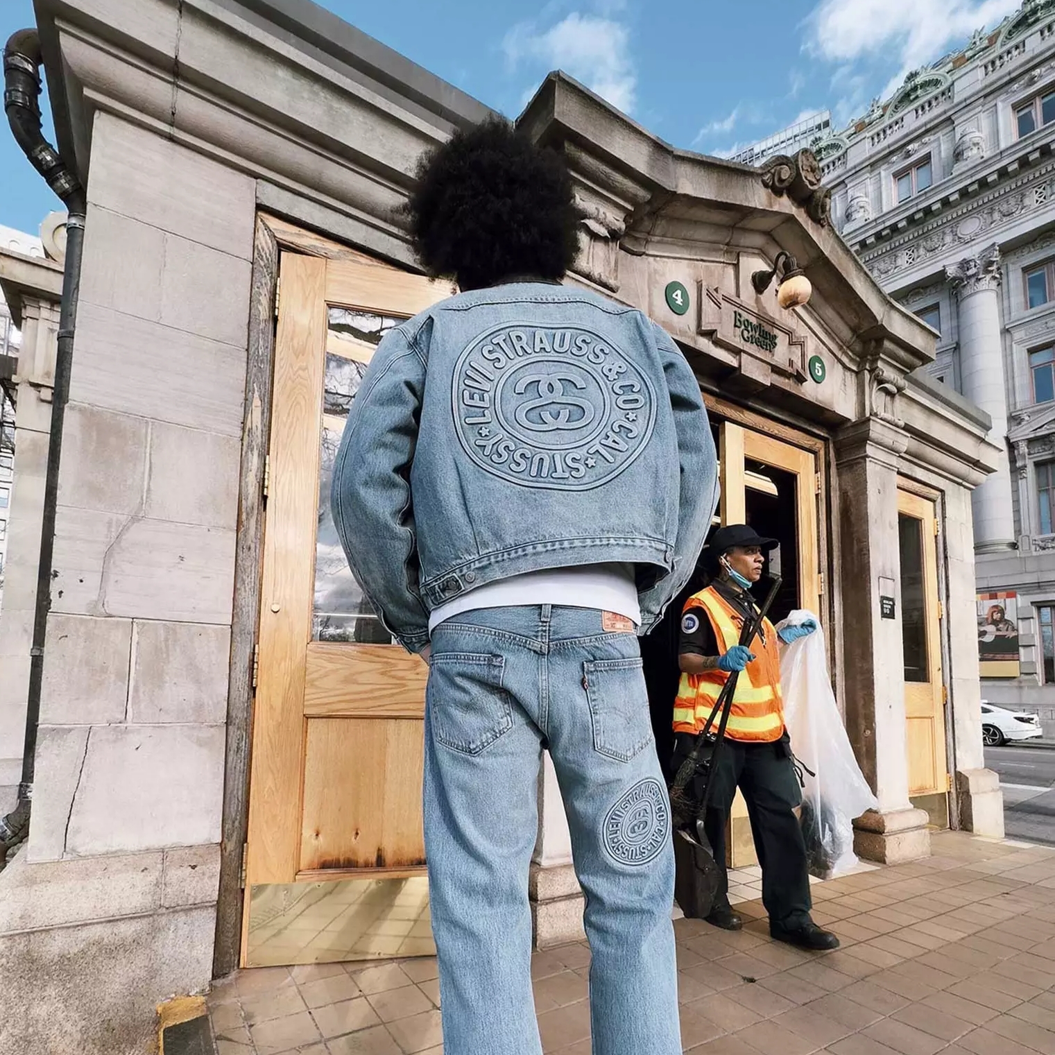 Stussy x Levi's Embossed Trucker Jacket Indigo, Stussy x Levi's Embossed 501 Jean Indigo 착용 스타일 - 1
