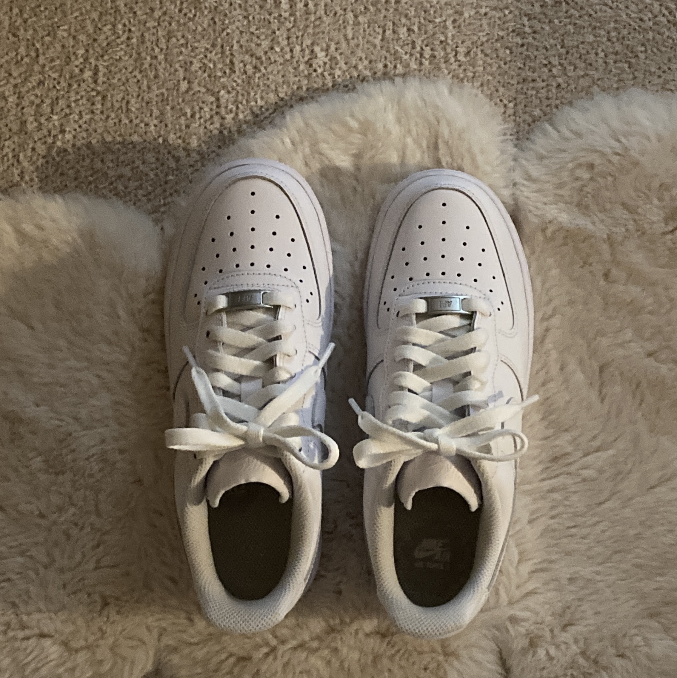 (W) Nike Air Force 1 '07 Low White 착용 스타일