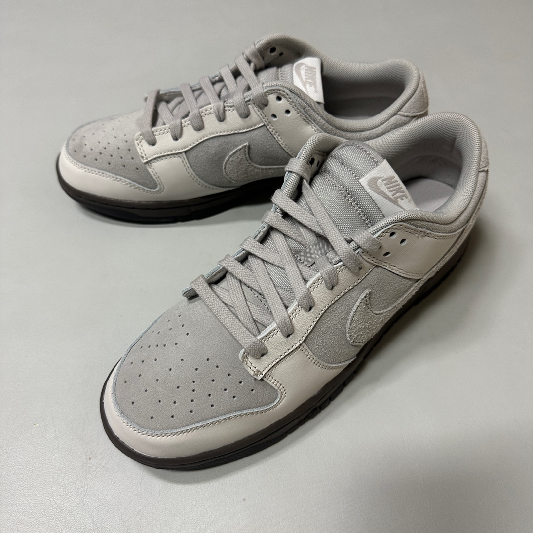 Nike Dunk Low Ironstone Phantom 착용 스타일 - 2