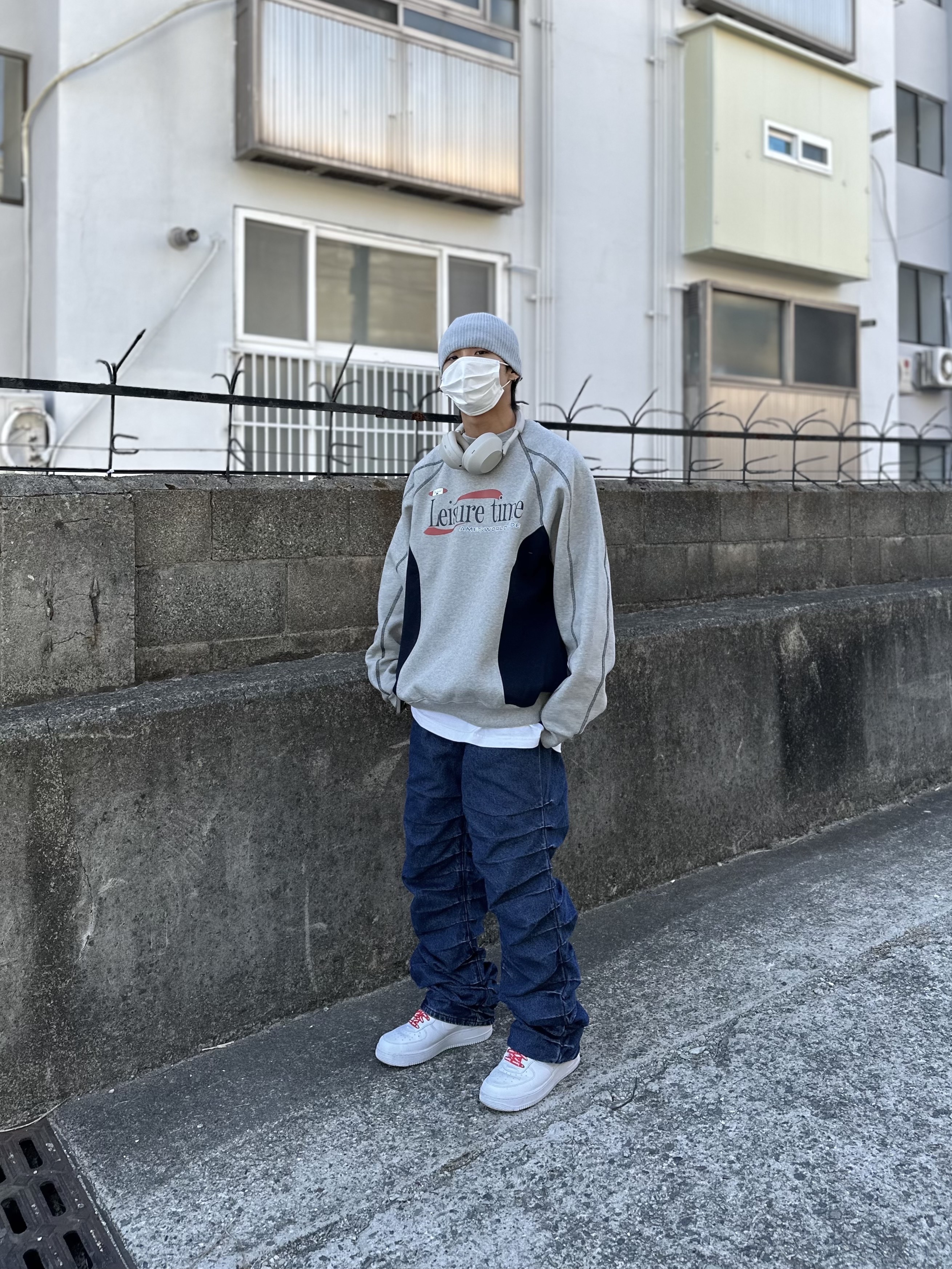 Sony WH-1000XM5 Silver (Korean Ver.), Nike x Supreme Air Force 1 Low White 착용 스타일 - 1