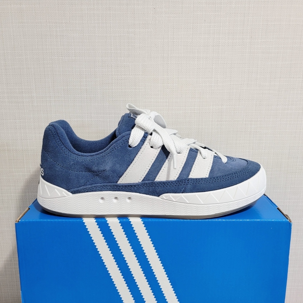 Adidas Adimatic Night Marin 착용 스타일 - 5