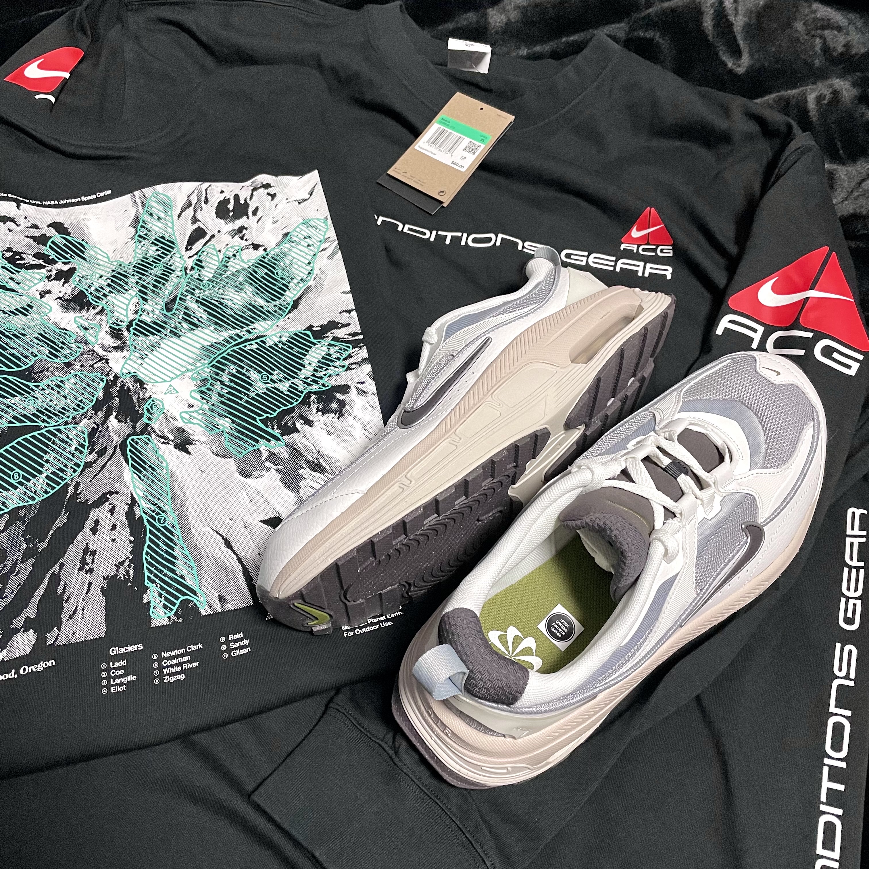 (W) Nike Air Max Bliss Next Nature Wolf Grey, Nike NRG ACG SSNL Lungs Long Sleeve T-Shirt Black - US/EU 착용 스타일