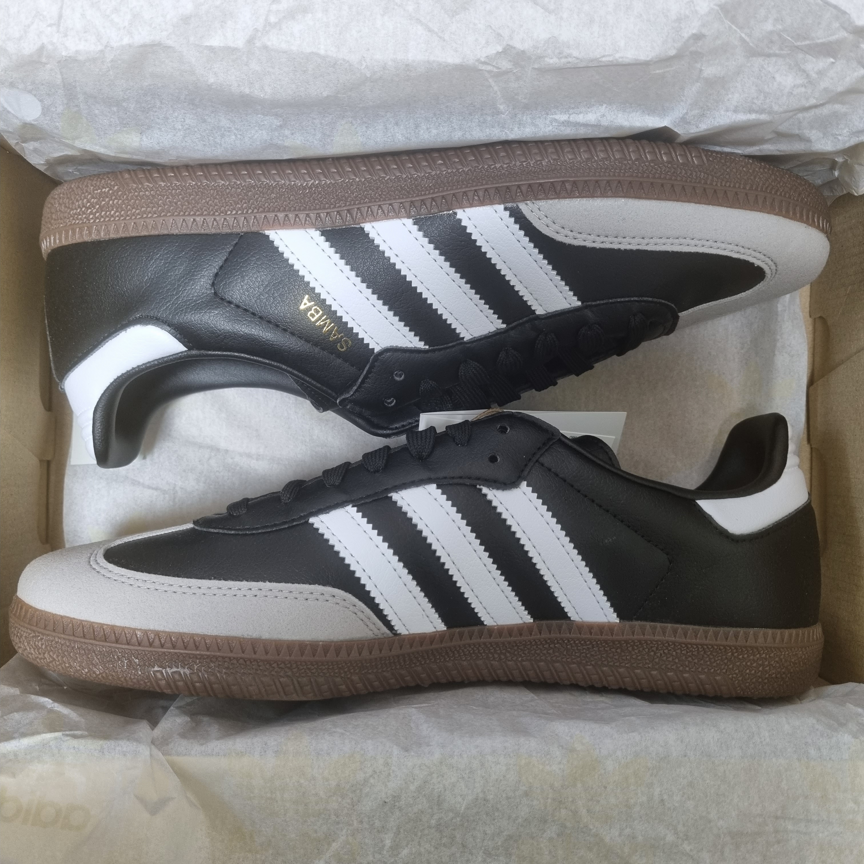 Adidas Samba Vegan Black White 착용 스타일