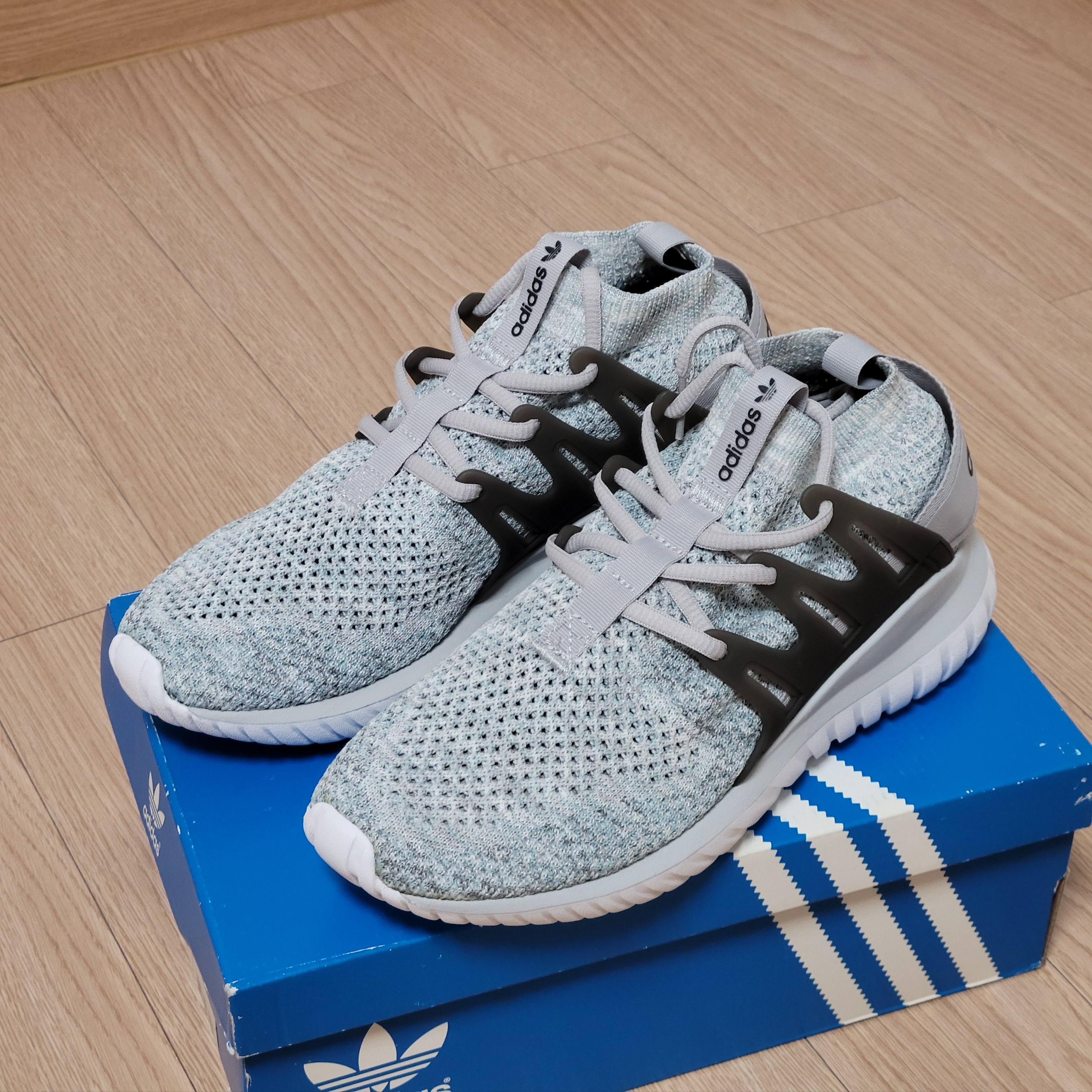 Adidas Tubular Nova Primeknit Tactile Green 착용 스타일 - 2